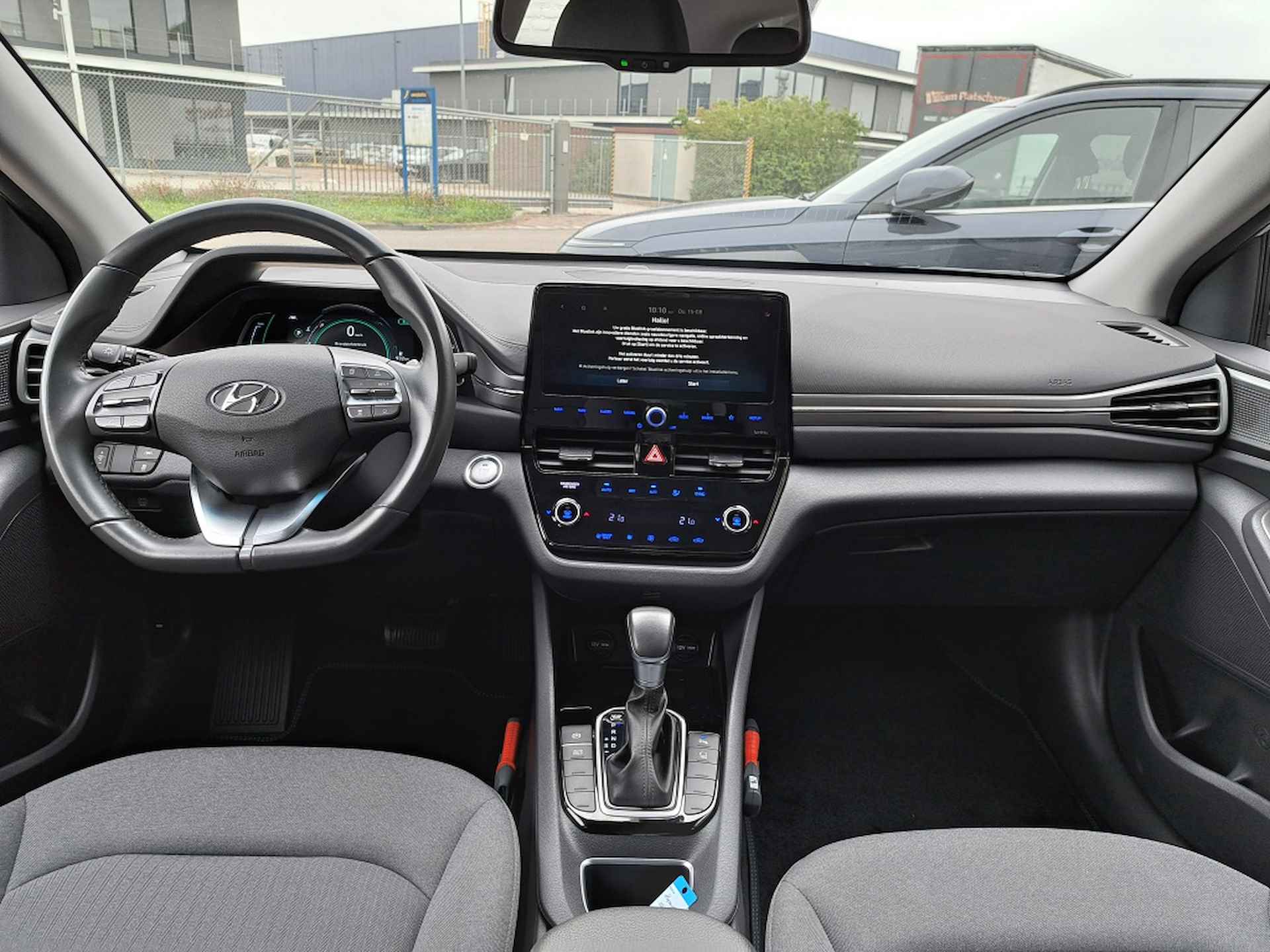 Hyundai IONIQ 1.6 GDi Comfort Plus | Navigatie | Achteruitrijcamera | Cruise c - 10/28