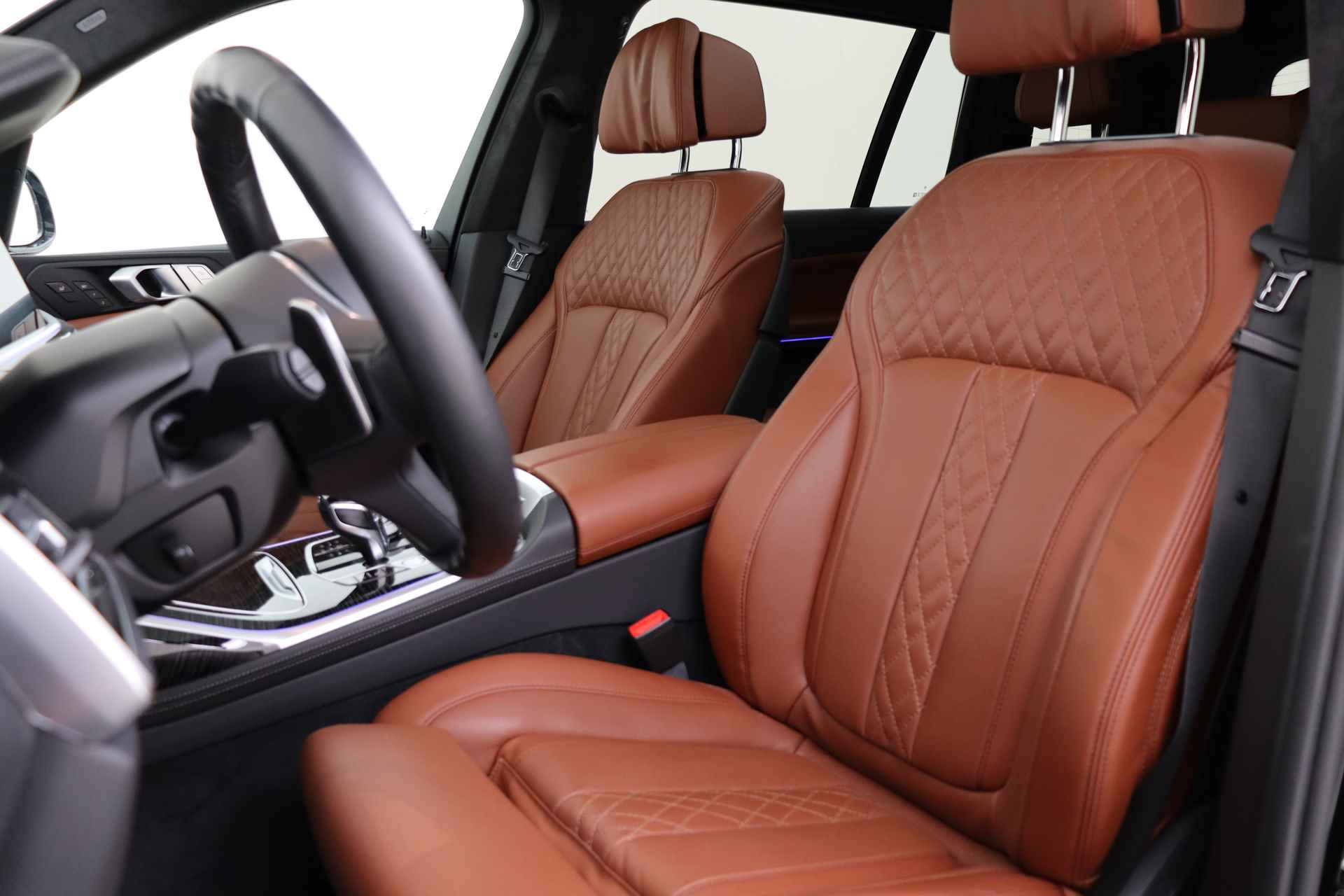 BMW X7 xDrive40i High Executive M Sport Automaat / Panoramadak Sky Lounge / Trekhaak / Laserlight / Massagefunctie / Parking Assistant Plus / Driving Assistant Professional / Stoelventilatie / Soft Close - 10/95