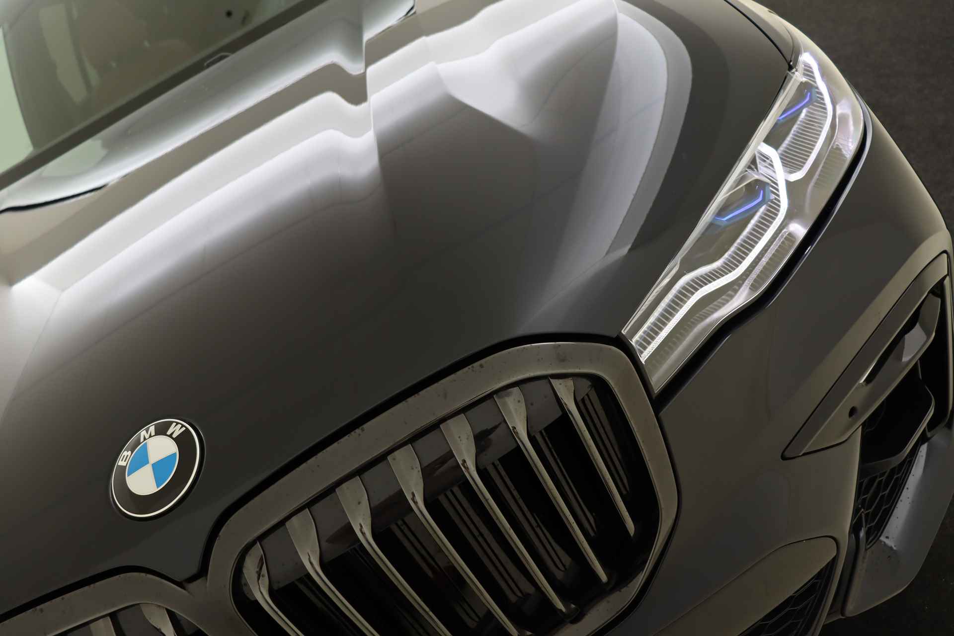 BMW X7 xDrive40i High Executive M Sport Automaat / Panoramadak Sky Lounge / Trekhaak / Laserlight / Massagefunctie / Parking Assistant Plus / Driving Assistant Professional / Stoelventilatie / Soft Close - 83/95