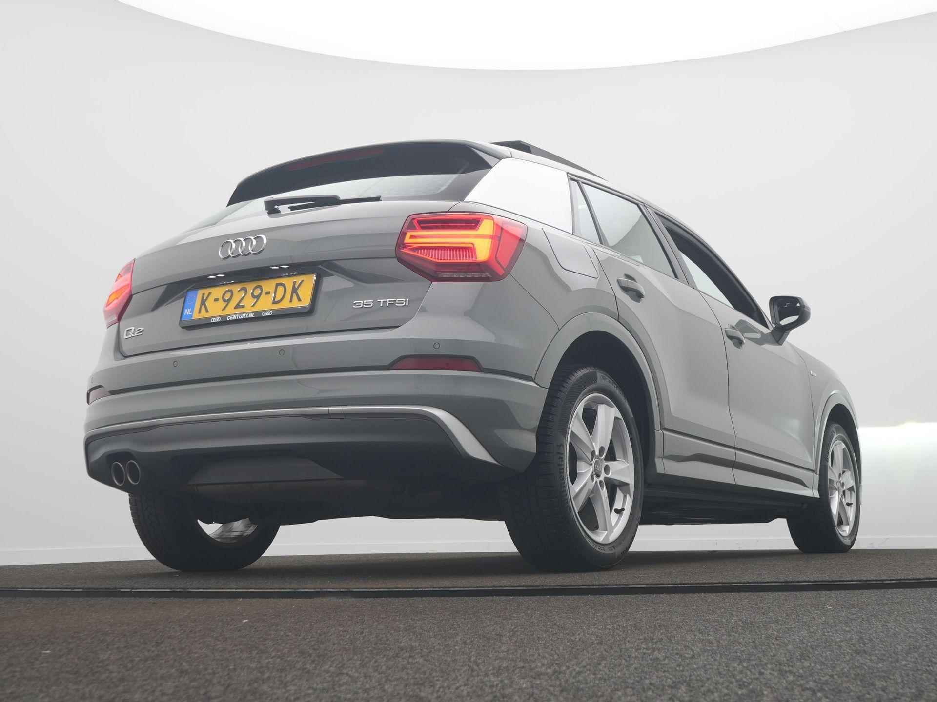 Audi Q2 35 TFSI S Edition S-Line / Pano-dak / Camera / Clima - 10/44