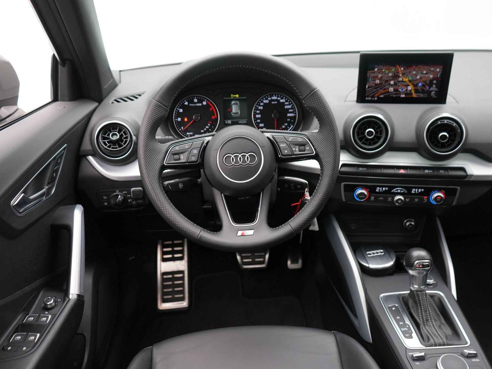 Audi Q2 35 TFSI S Edition S-Line / Pano-dak / Camera / Clima - 13/44