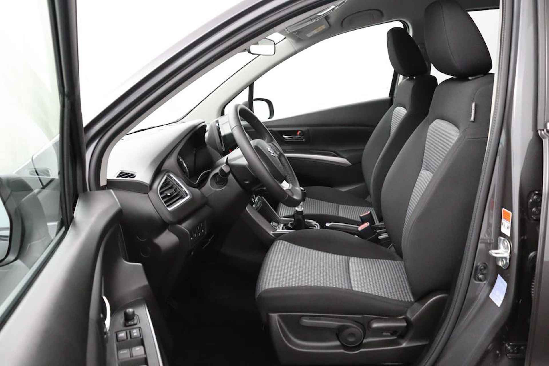 Suzuki S-Cross 1.4 Boosterjet Select Smart Hybrid | 6 Jaar Garantie | Apple Carplay | Android Auto | Keyless Entry | Stoelverwarming | - 9/48