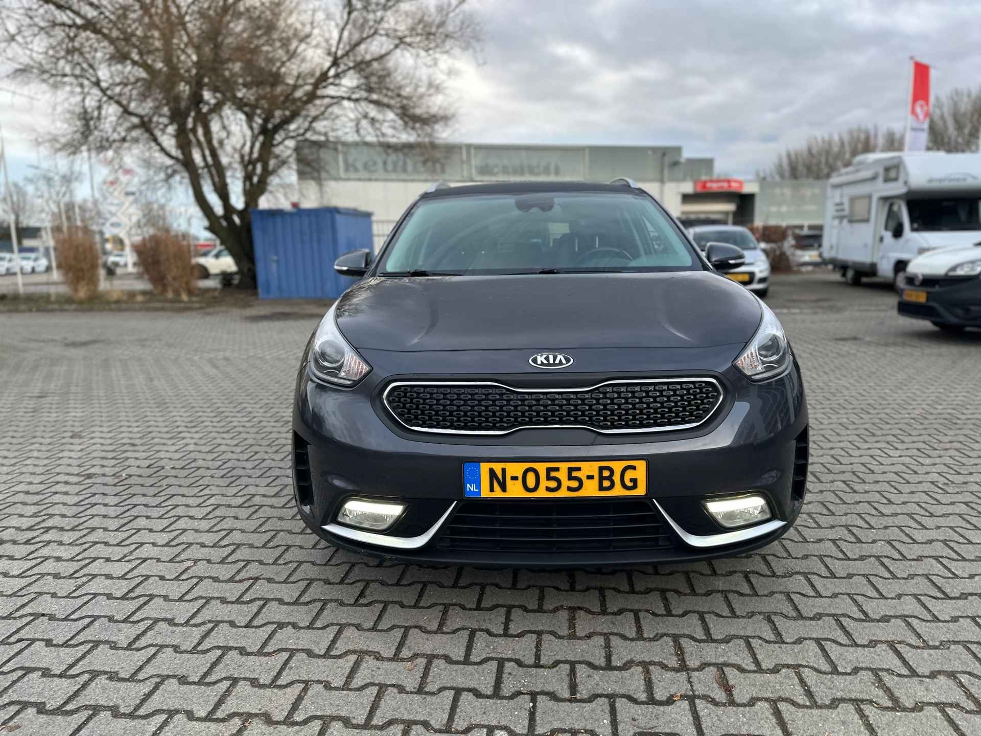 Kia Niro 1.6 GDi Hybrid DynamicLine - 2/7