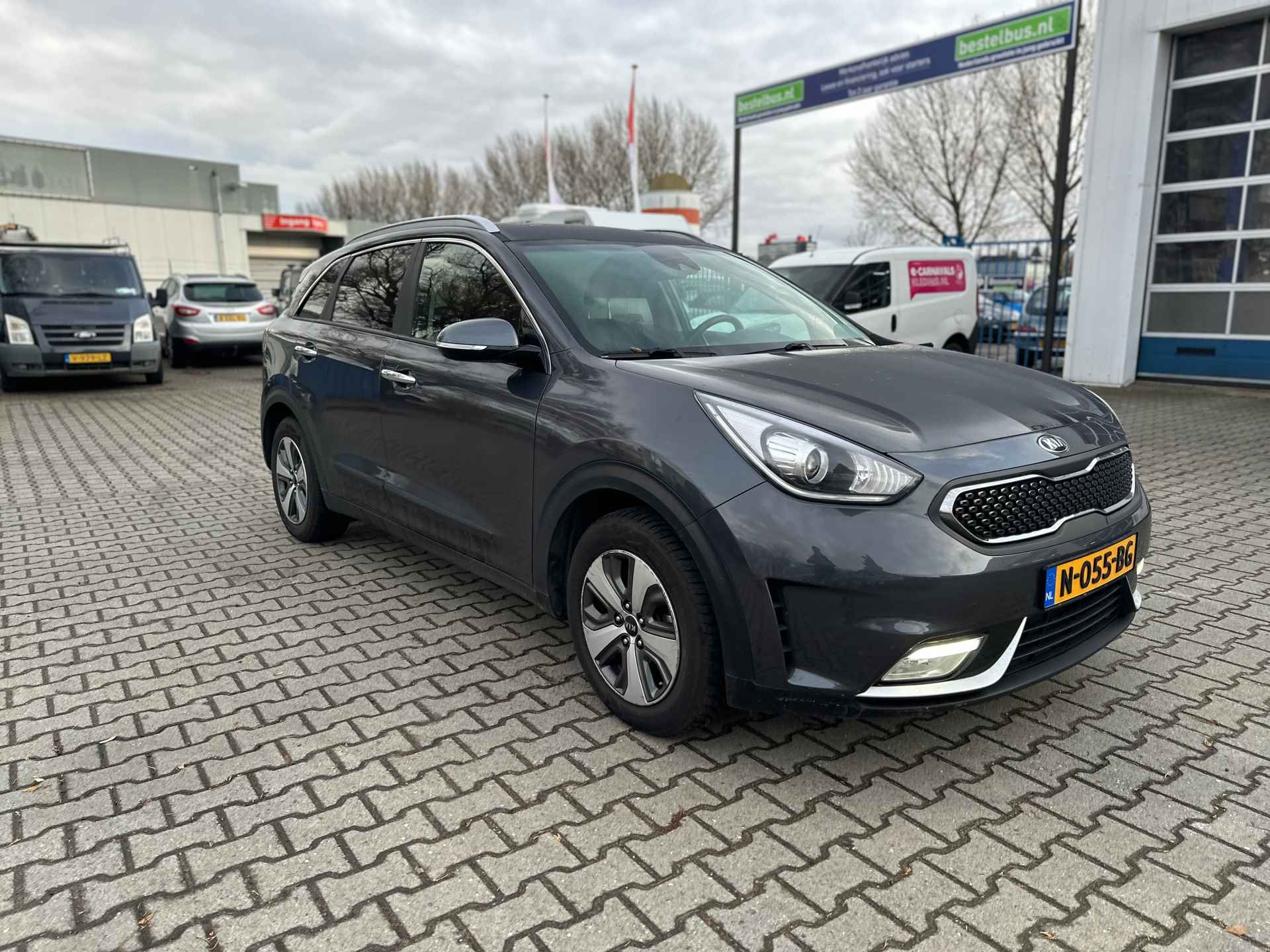 Kia Niro 1.6 GDi Hybrid DynamicLine - 3/7