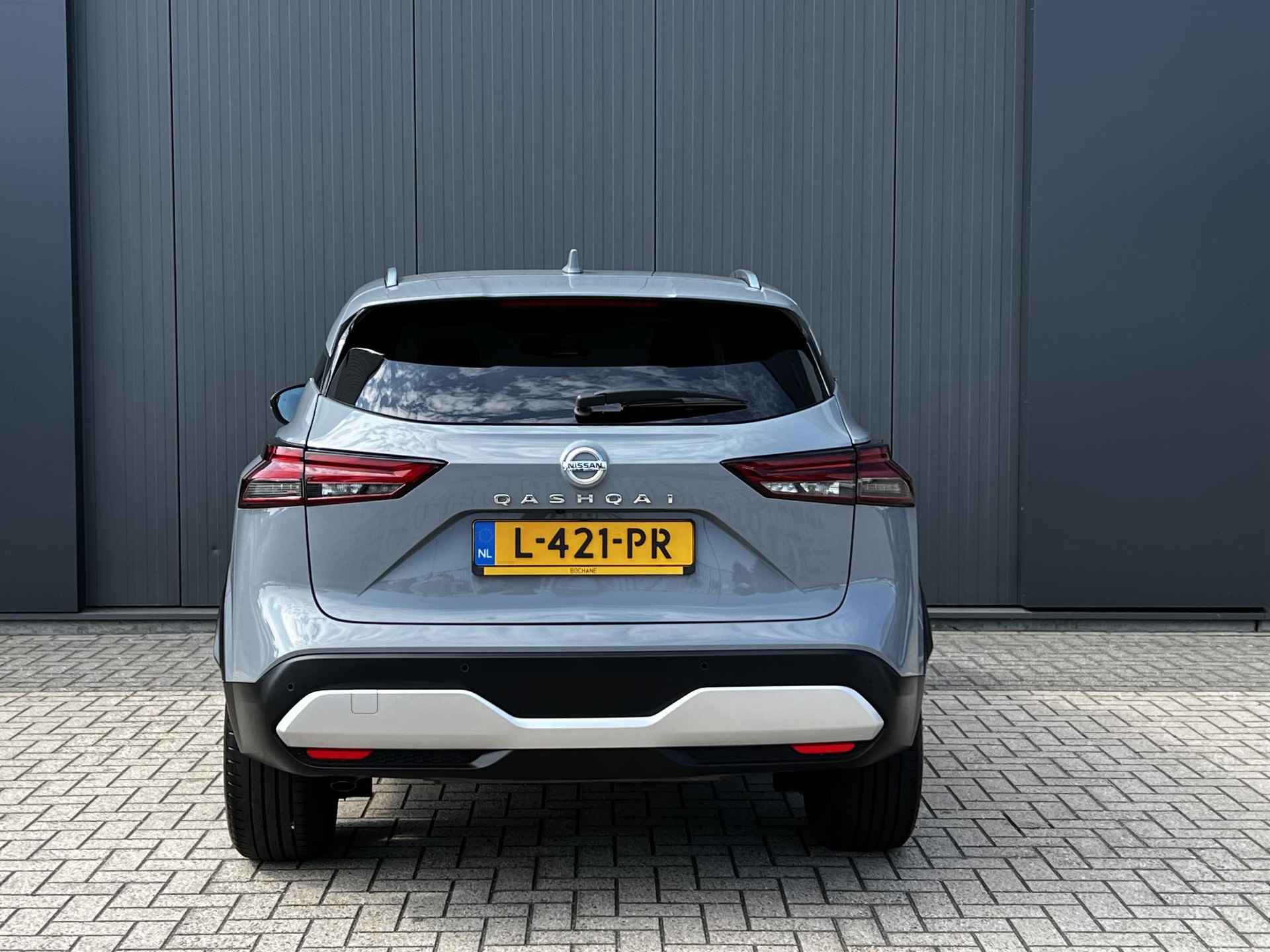 Nissan Qashqai 1.3 MHEV 140 Premiere Edition | 18 inch | Navigatie | Carplay | Sensoren + Camera voor & achter | Keyless entry - 12/35