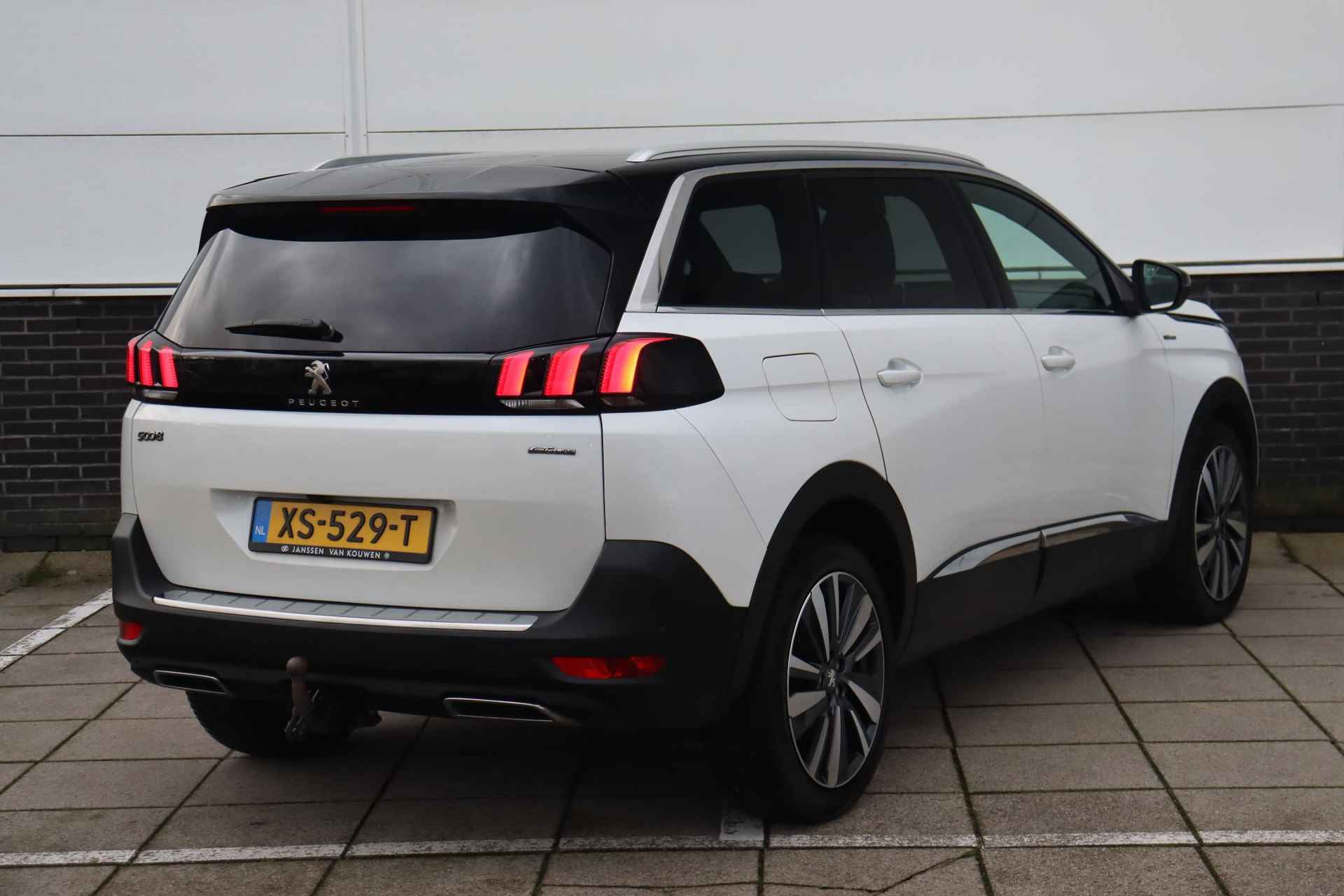 Peugeot 5008 1.2 PureTech GT-Line *Trekhaak* Leder * LED *Koplampen - 6/47