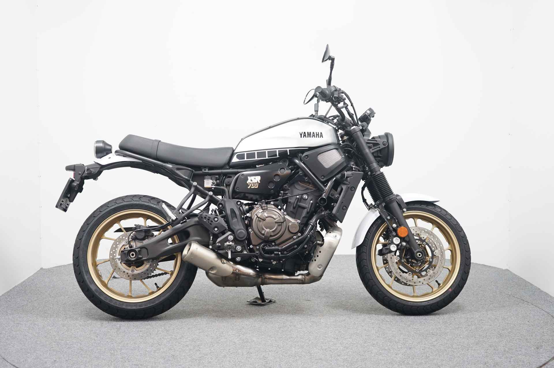 Yamaha XSR 700 LEGACY - 1/10