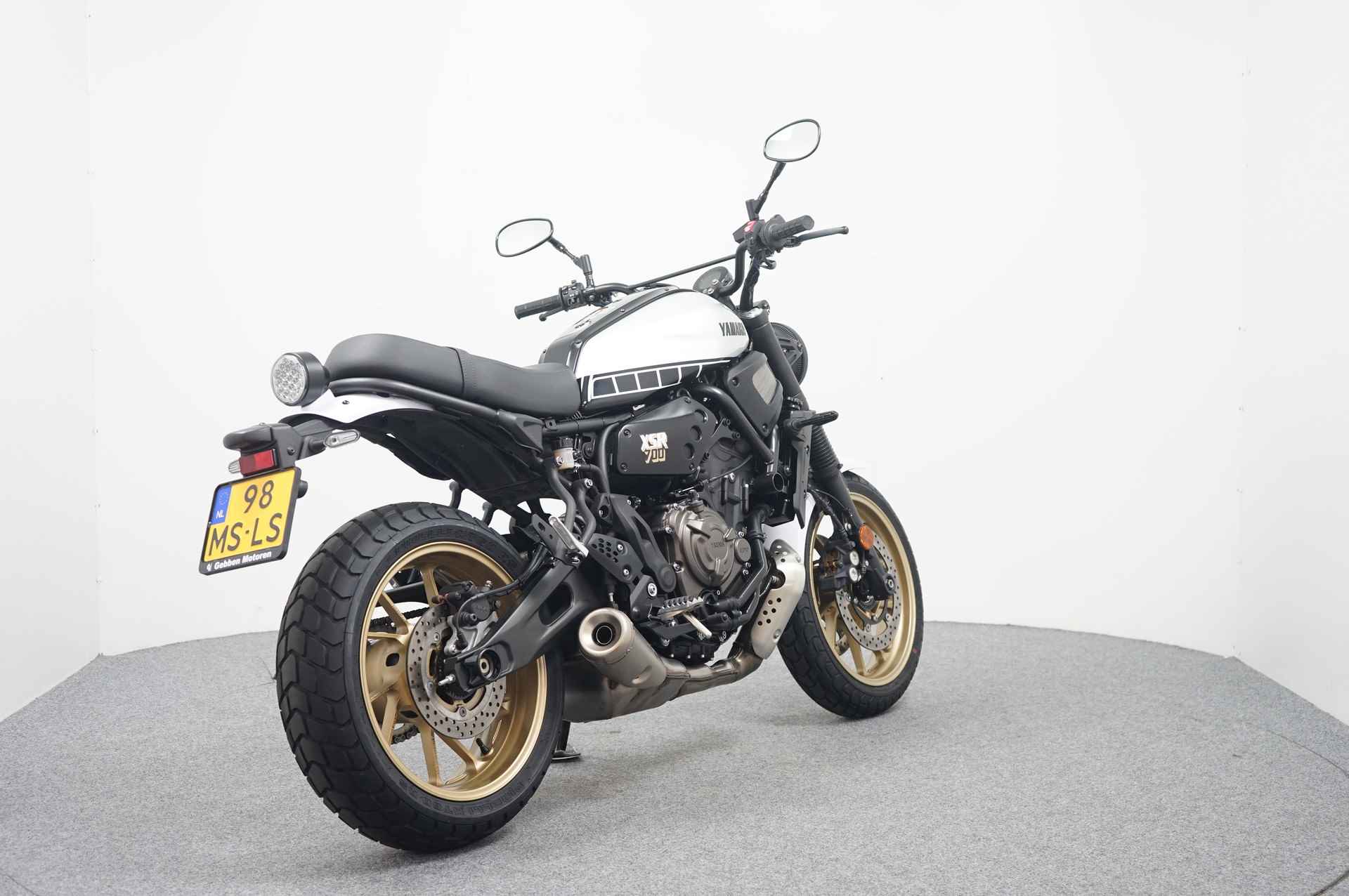 Yamaha XSR 700 LEGACY - 8/10