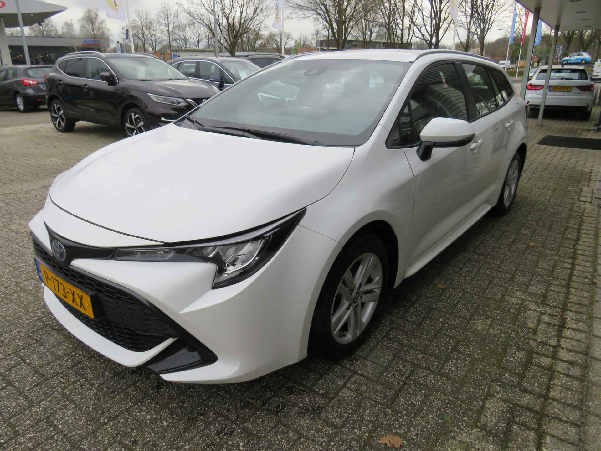 Toyota Corolla Touring Sports 1.8 Automaat Hybrid Active navi/clima/16"LM /cruise/camera - 6/32