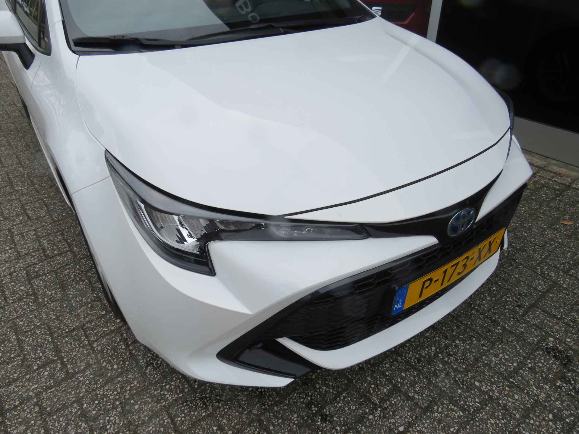 Toyota Corolla Touring Sports 1.8 Automaat Hybrid Active navi/clima/16"LM /cruise/camera - 29/32
