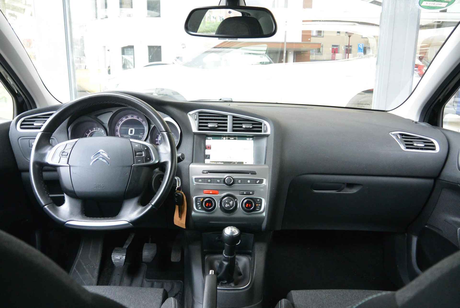 Citroën C4 PureTech 110pk Feel Collection │ Navigatie │ Pack Detection │ Trekhaak - 4/12
