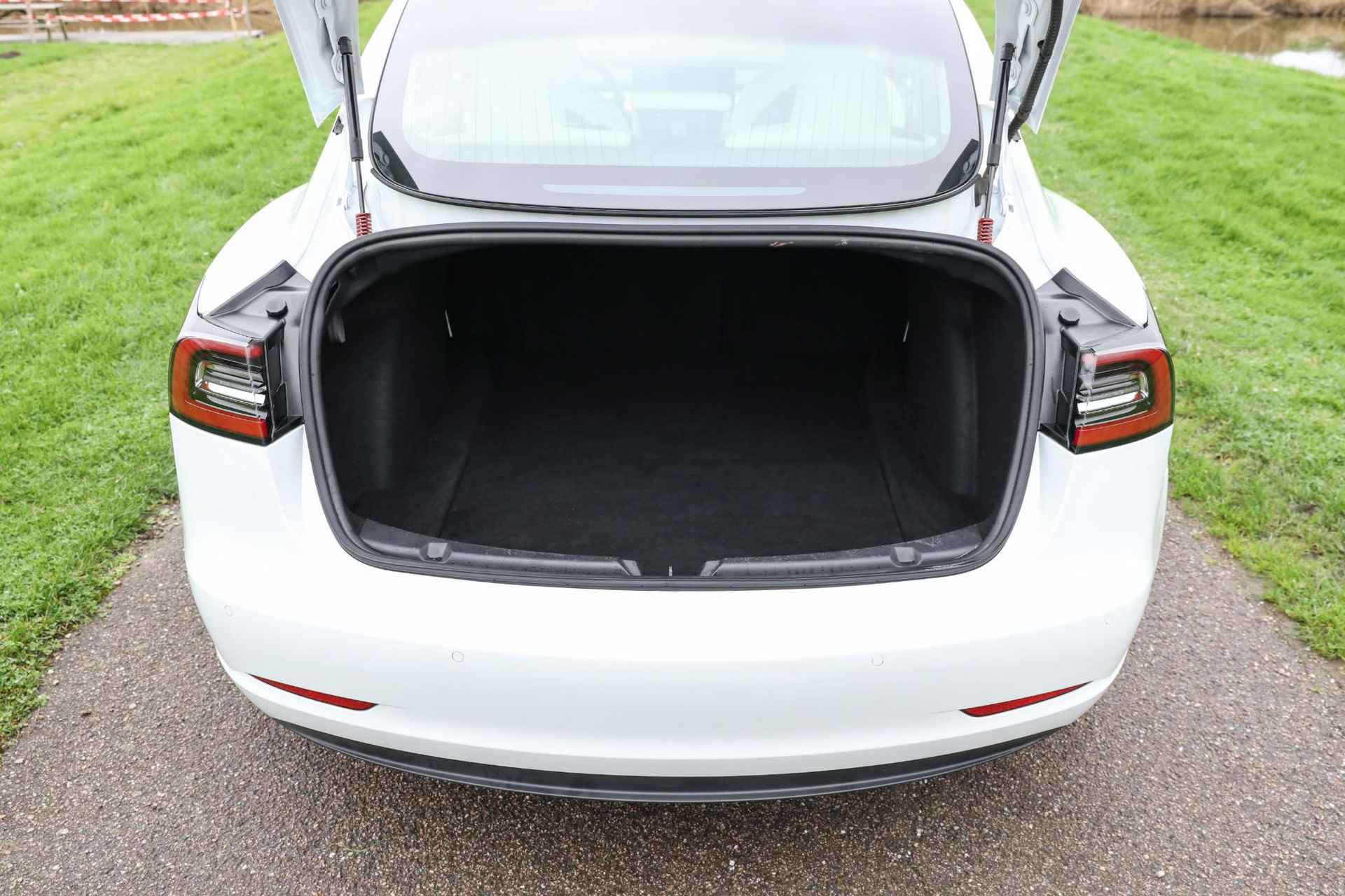 Tesla Model 3 SR Range Plus 60 kWh ✅ 12-2020 ✅ Pano ✅ Leder - 23/37