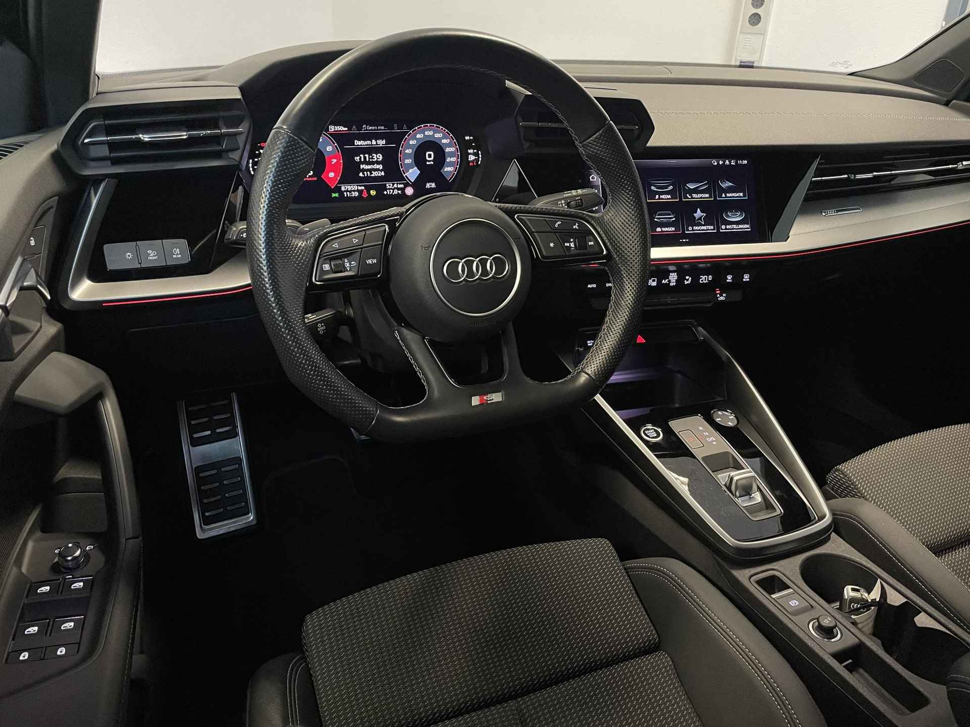 Audi A3 Sportback 30 TFSI S-Tronic S-line | CARPLAY | 1e-EIG. | ORG.NL | VIRTUAL | - 4/51