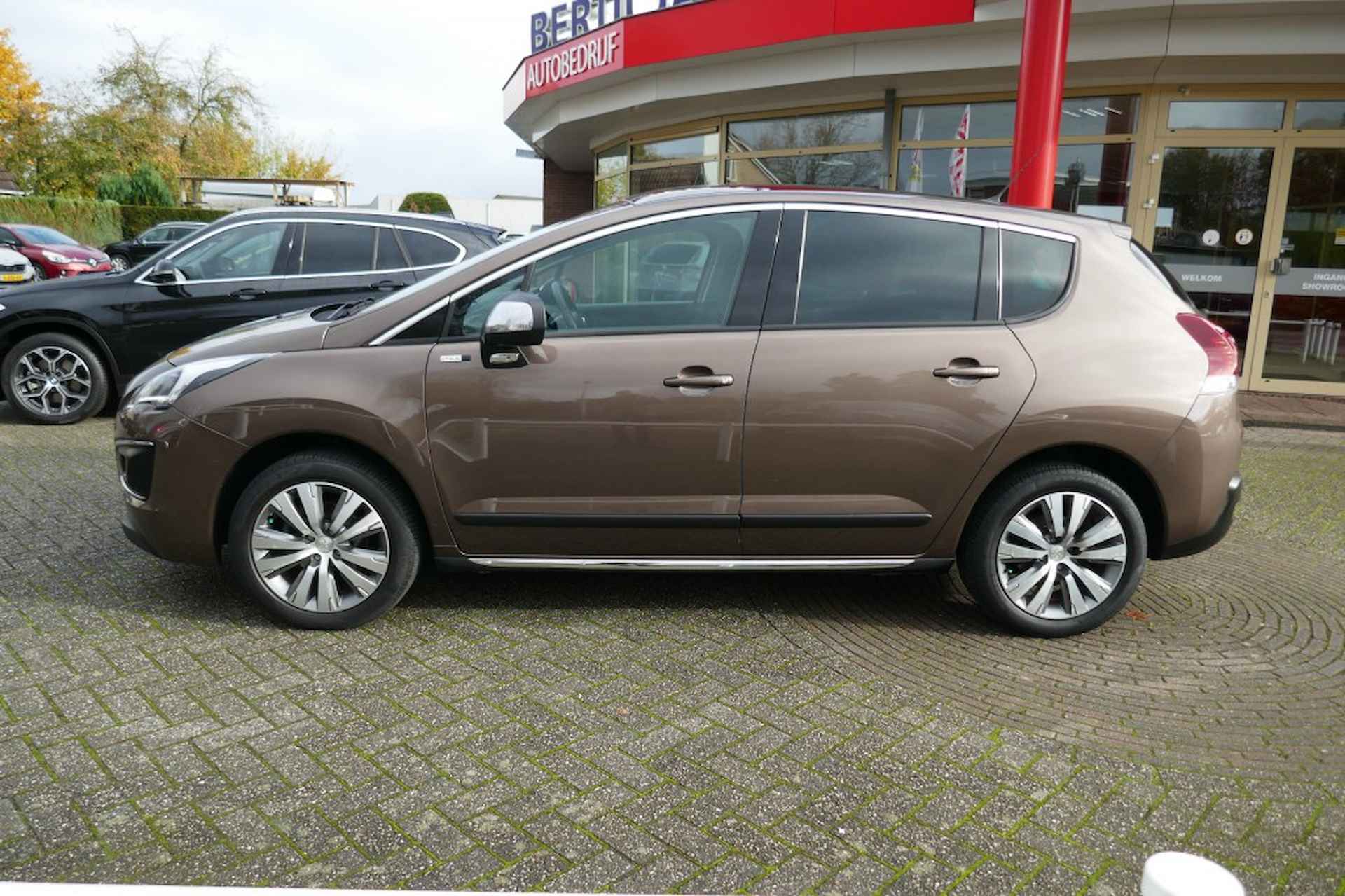 PEUGEOT 3008 1.6 VTI STYLE   PANORAMADAK/NAVI/TREKHAAK/130 PK - 5/36