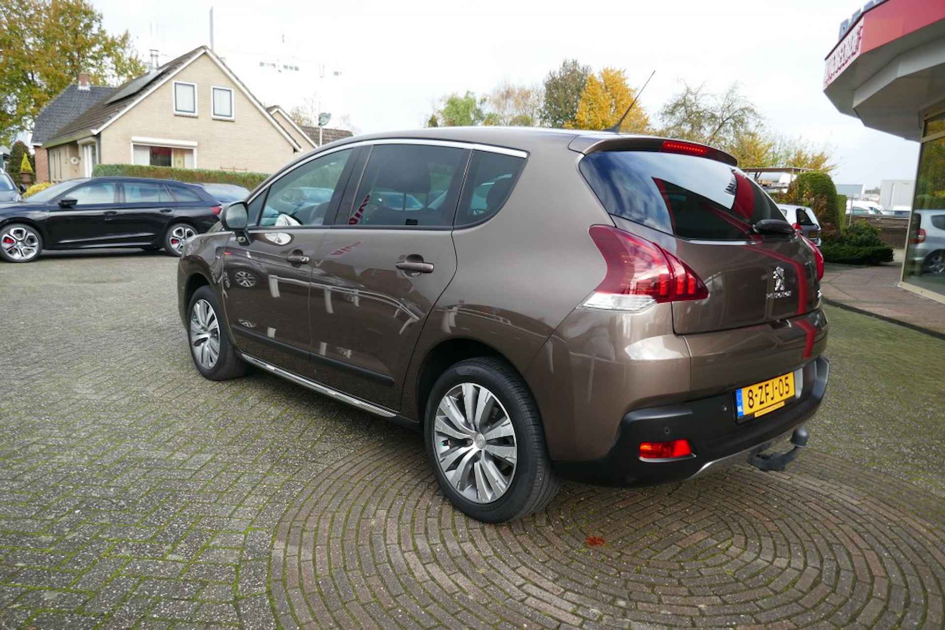 PEUGEOT 3008 1.6 VTI STYLE   PANORAMADAK/NAVI/TREKHAAK/130 PK - 7/36