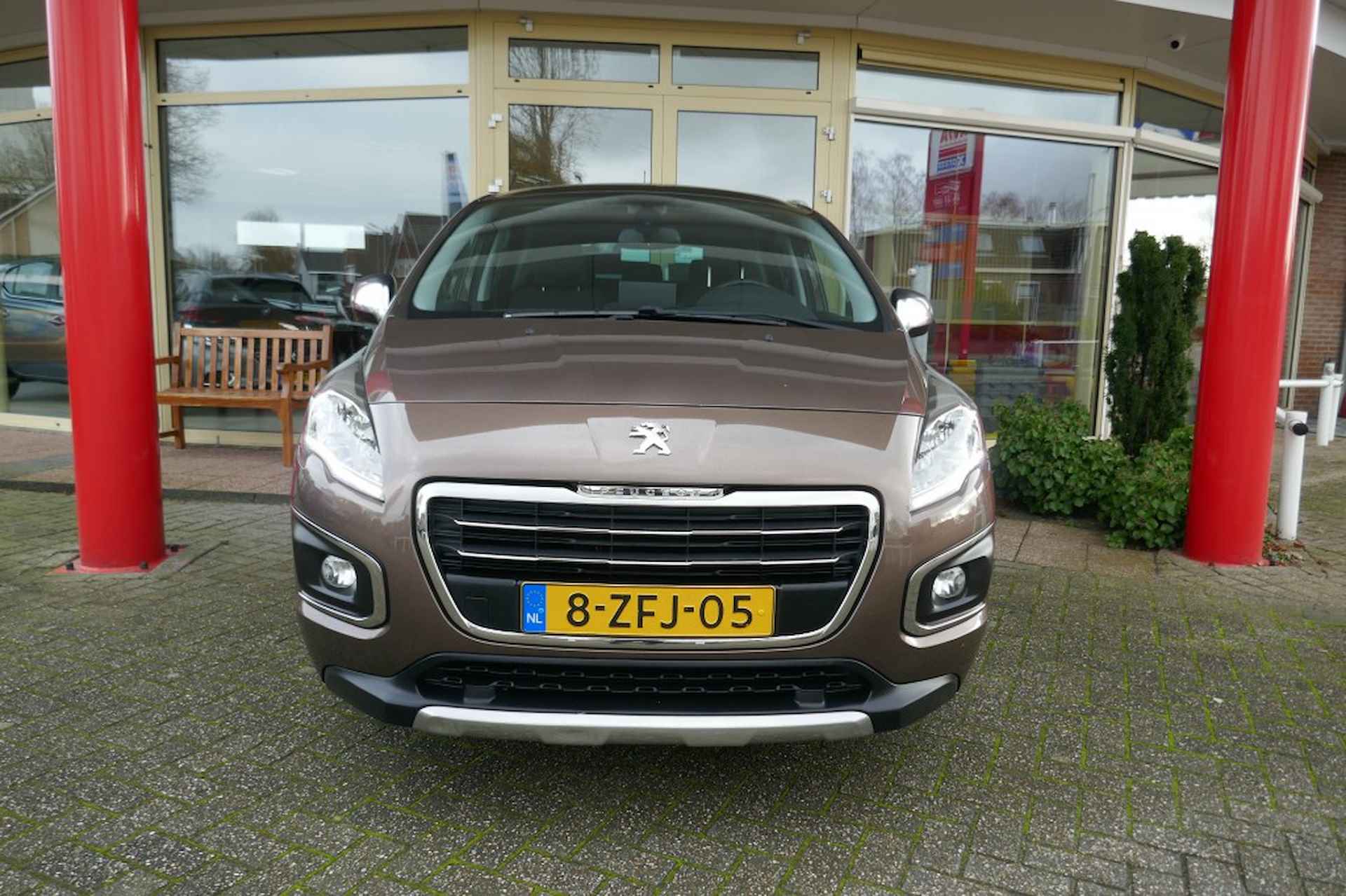 PEUGEOT 3008 1.6 VTI STYLE   PANORAMADAK/NAVI/TREKHAAK/130 PK - 23/36