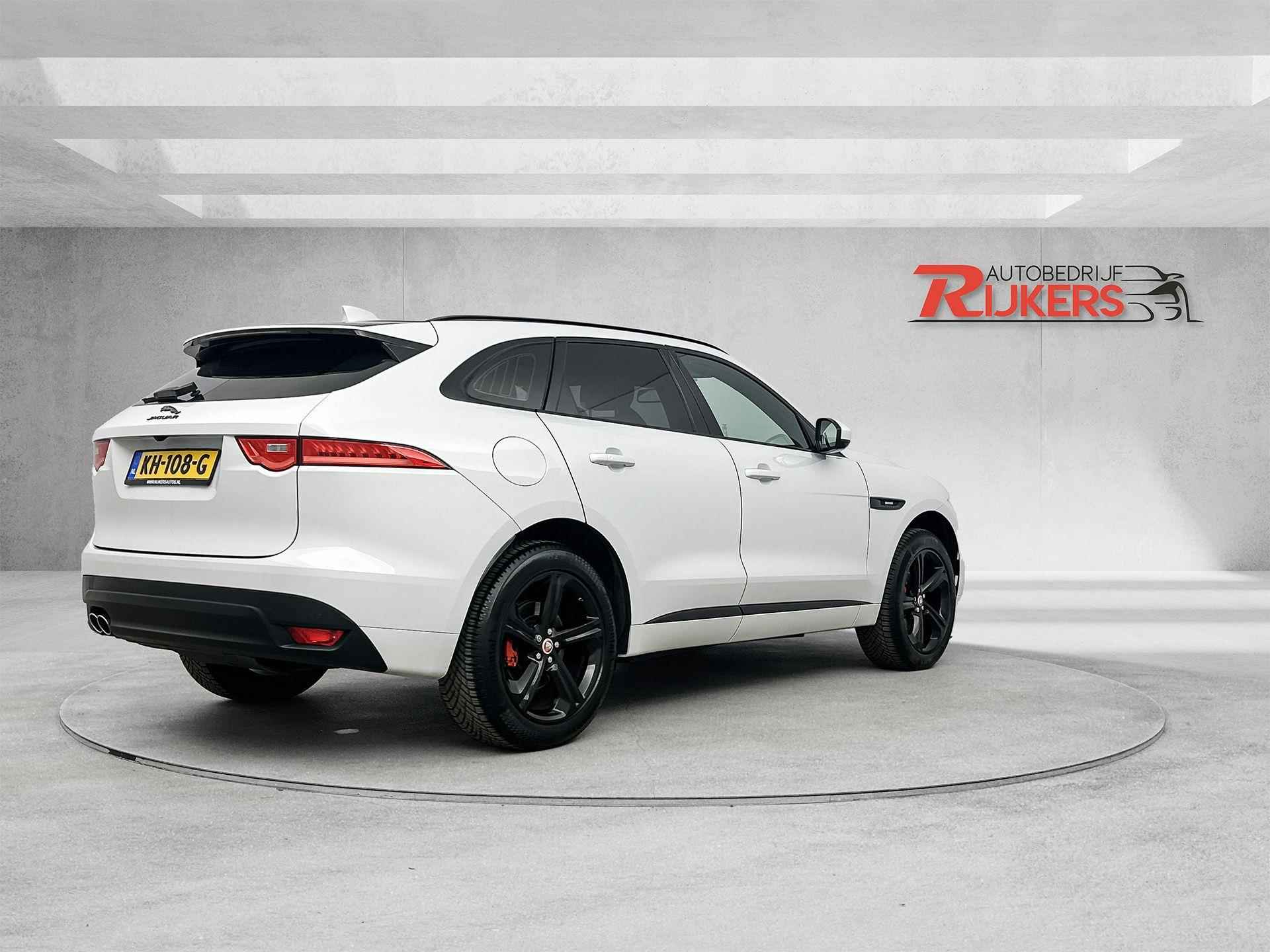 Jaguar F-PACE 2.0 Portfolio AWD 20d,Panodak,Camera,Cruise Contr,Stuur+Stoelverw,Climate Contr,Lane Asist,Navi,Elektr A.klep,Keyles - 2/35