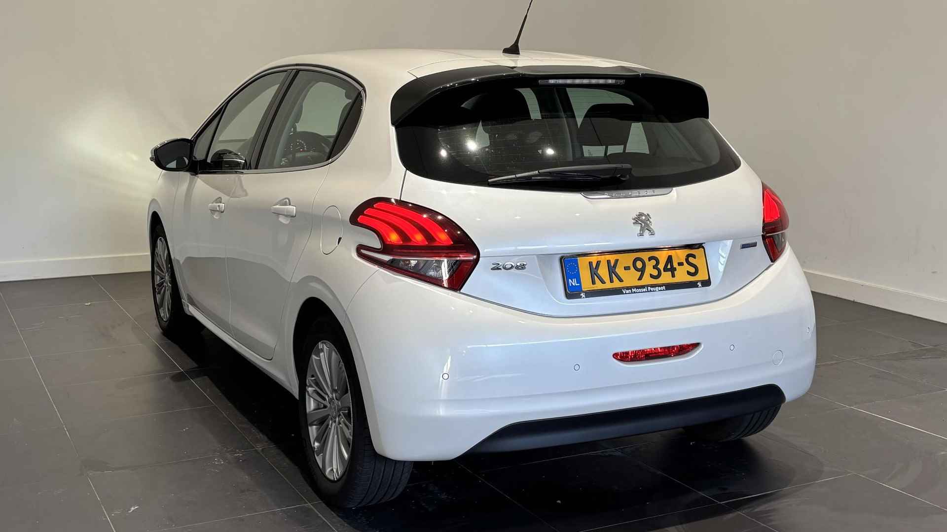 Peugeot 208 1.2 PureTech Allure | Camera | Parkeersensoren | Lichtmetalen velgen - 7/23