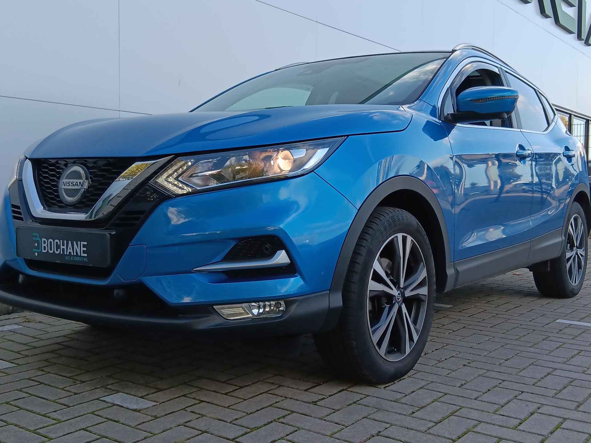 Nissan Qashqai 1.3 DIG-T N-Connecta | Trekhaak | Navigatie | Panoramadak | Parkeersensoren Camera 360 | Winterbandenset | Climate Control | Cruise Control - 16/31