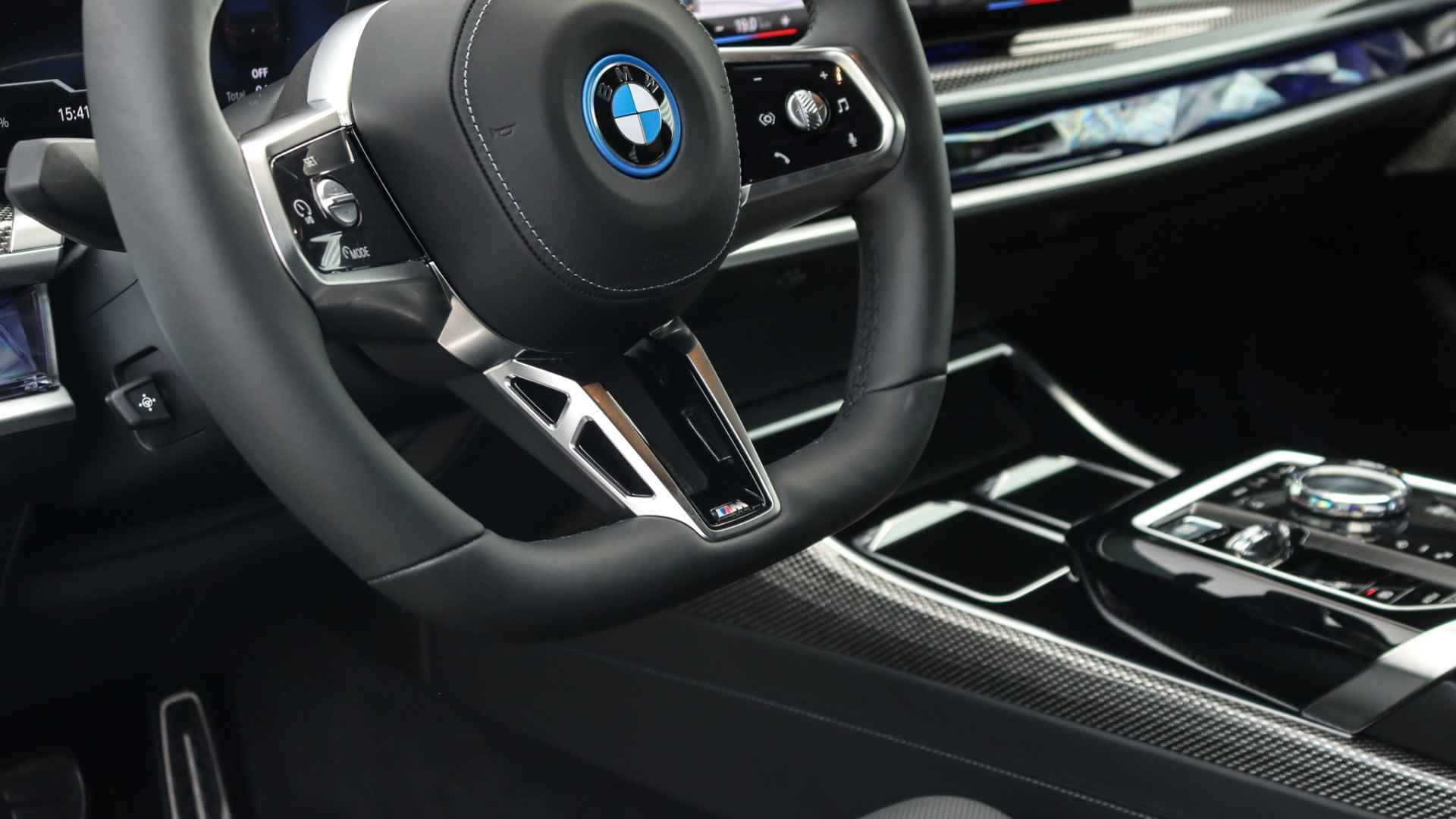 BMW i7 xDrive60 M-Sport Pro | Gran Lusso | Skylounge | Bowers & Wilkins | Connoisseur Pack - 8/37