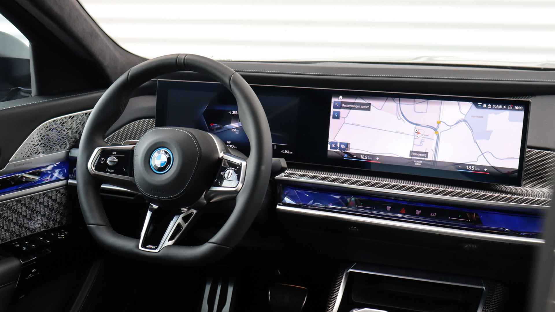 BMW i7 xDrive60 M-Sport Pro | Gran Lusso | Skylounge | Bowers & Wilkins | Connoisseur Pack - 37/37