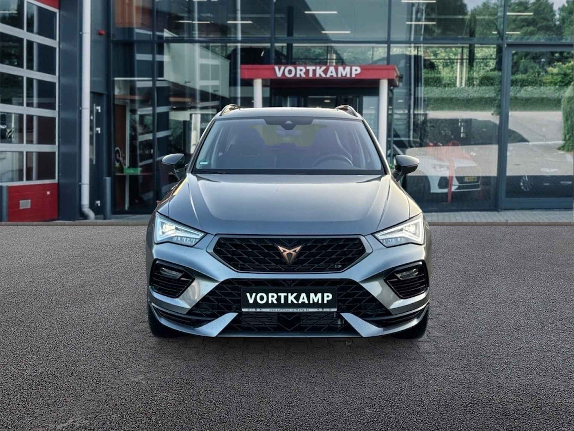 CUPRA Ateca 1.5 TSI DSG PANO-DAK/CAMERA/NAVI/ACC/STOELVERW/E-KLEP - 2/26