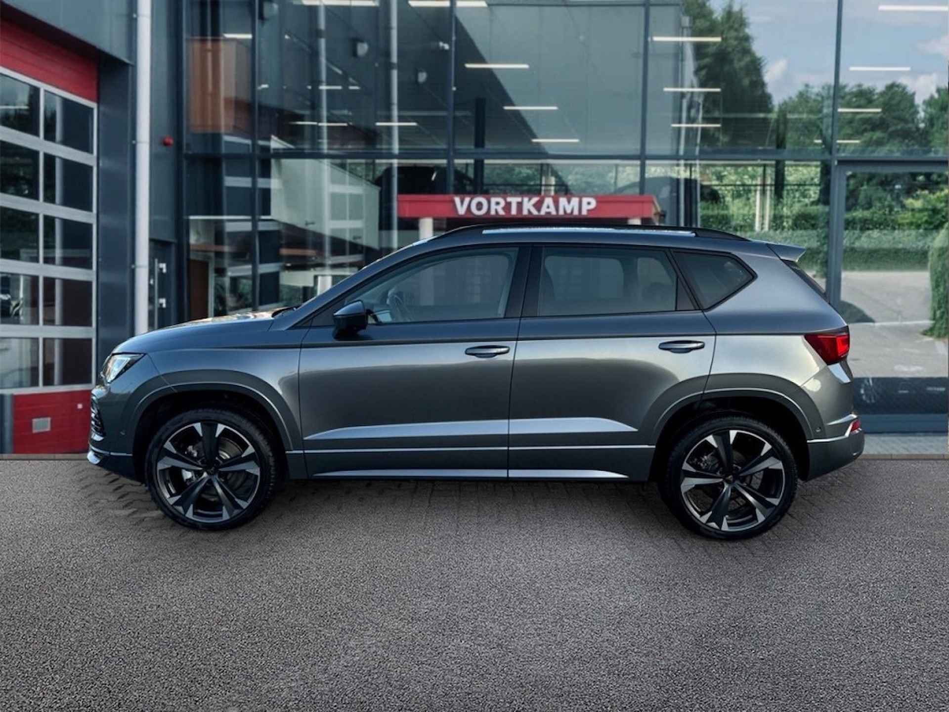 CUPRA Ateca 1.5 TSI DSG PANO-DAK/CAMERA/NAVI/ACC/STOELVERW/E-KLEP - 8/26