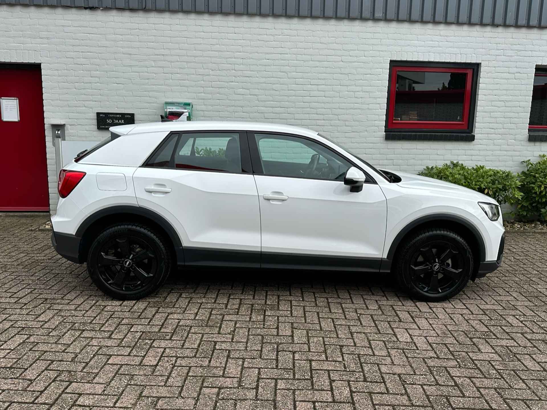 Audi Q2 35 TFSI 150pk Pro Line/ Rijklaarprijs/ Apple Carplay/ Parkeersensoren voor + achter/ Cruise control/ Led koplampen/ 1 Eigenaar/ Origineel NL/ NAP - 5/37