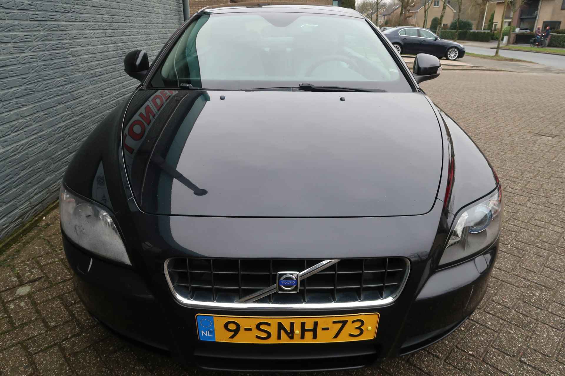 Volvo C70 Convertible 2.4 D5 Summum Zeer nette complete en goed onderhouden auto distributie vervangen - 19/33