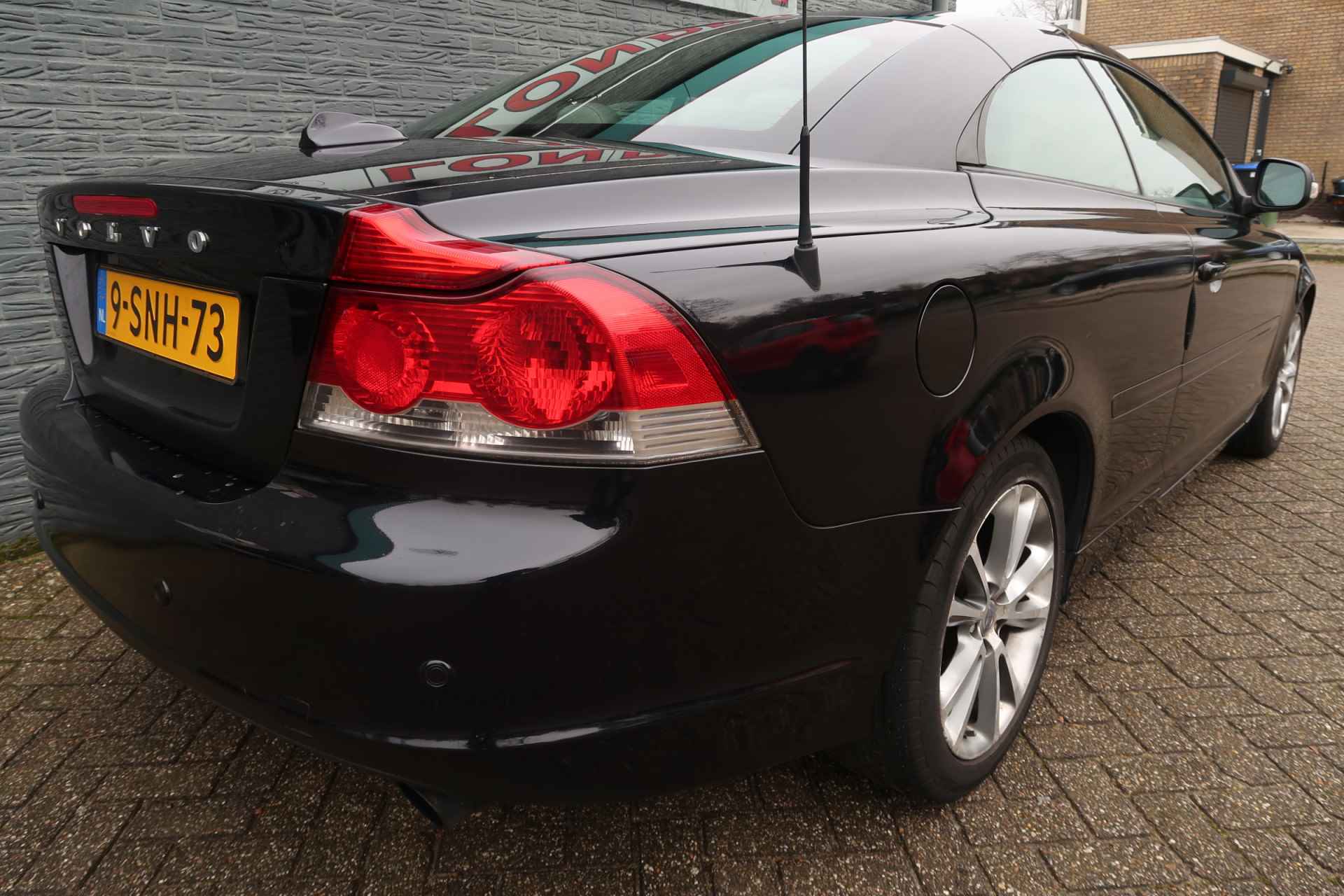 Volvo C70 Convertible 2.4 D5 Summum Zeer nette complete en goed onderhouden auto distributie vervangen - 6/33