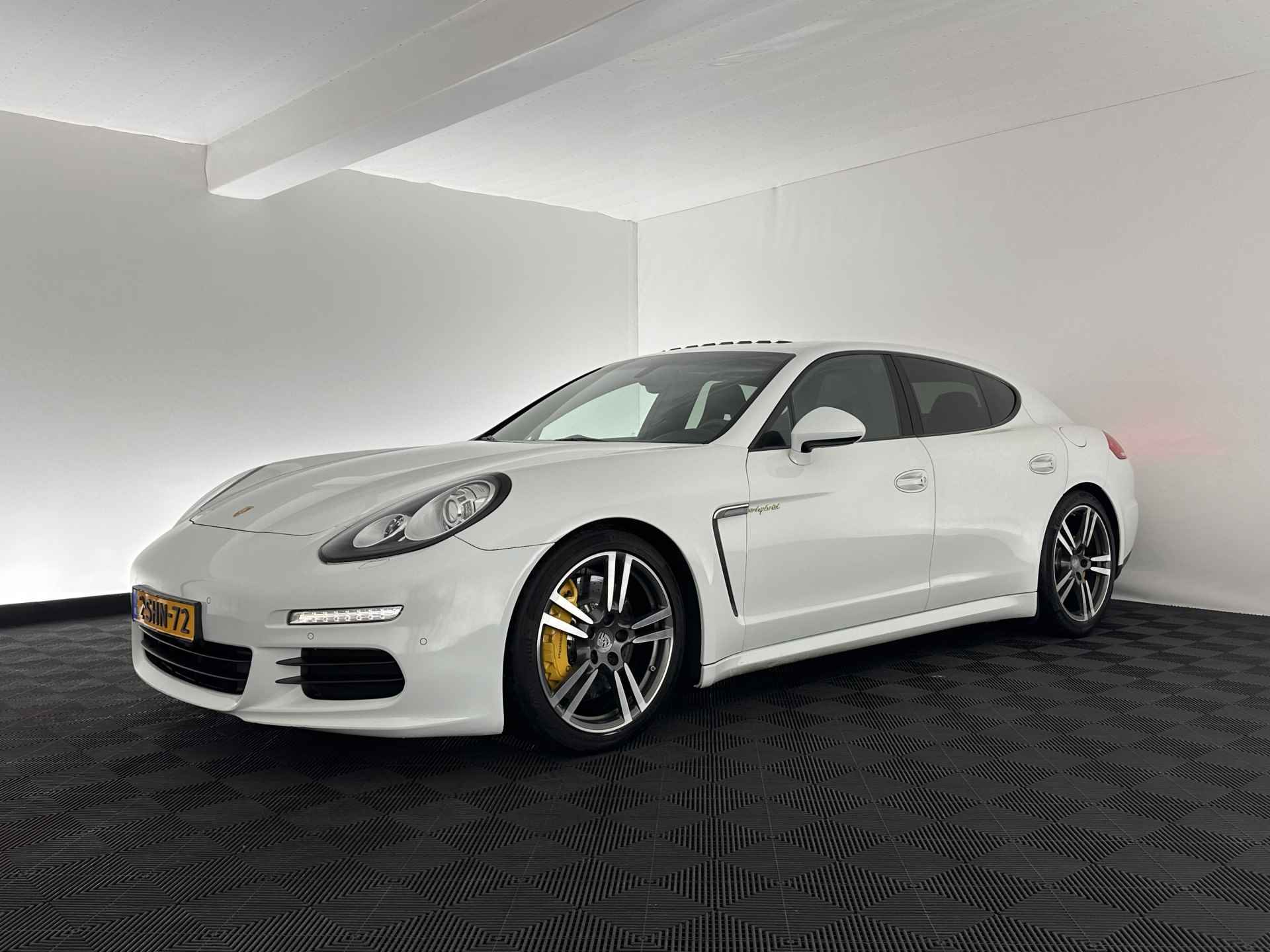 Porsche Panamera 3.0 S E-Hybrid *CERAMIC-BRAKES | PANO | SPORT-CHRONO-PACK | FULL-LEATHER | BOSE-SOUND | XENON | MEMORY-PACK | SPORT-SEATS | CAMERA | AIR-SUSPENSION | SPORT-PADDLES | NAVI-FULLMAP | KEYLESS | 20''ALU* - 3/31