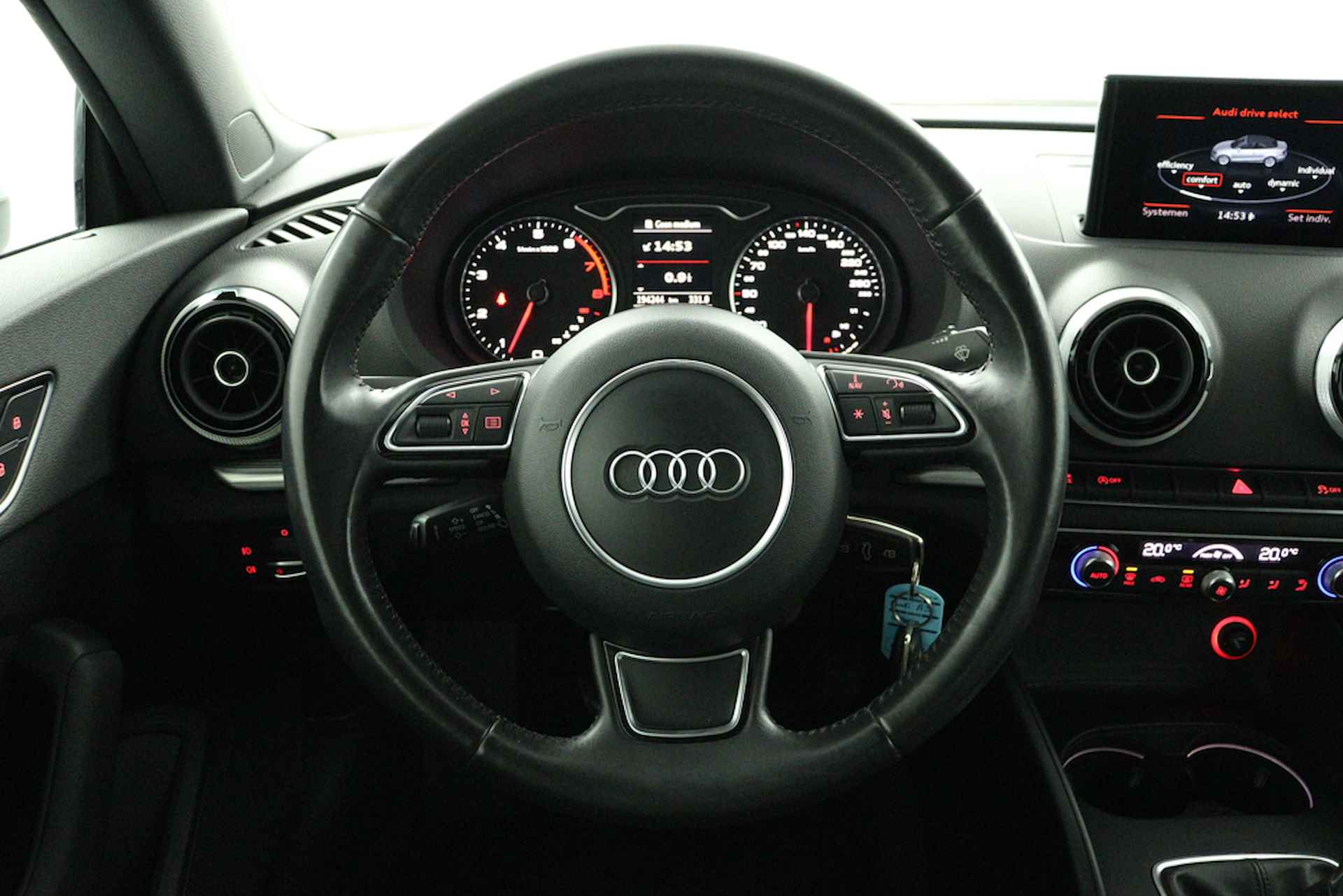 Audi A3 Cabriolet 1.4 TFSI Ambition Pro Line Plus | Gletsjer White, Orig.NL 100% onderhouden! | Navigatie | PDC | Cruise Control | Climatronic -RIJKLAAR - 10/54