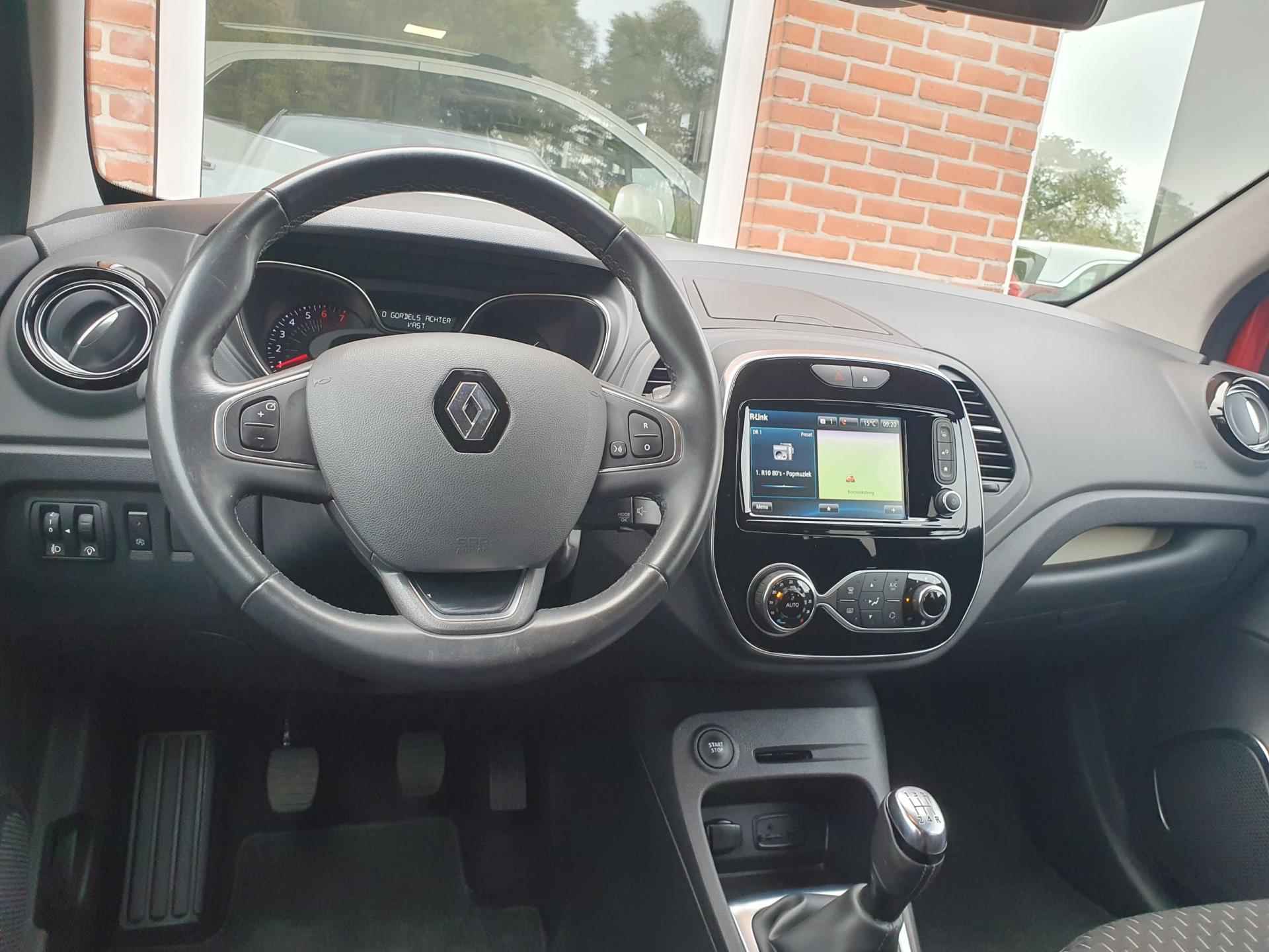 Renault Captur 0.9 TCe Intens 90PK 5drs clima, cruise, navi, pdc, camera, lmv RIJKLAAR - 10/19