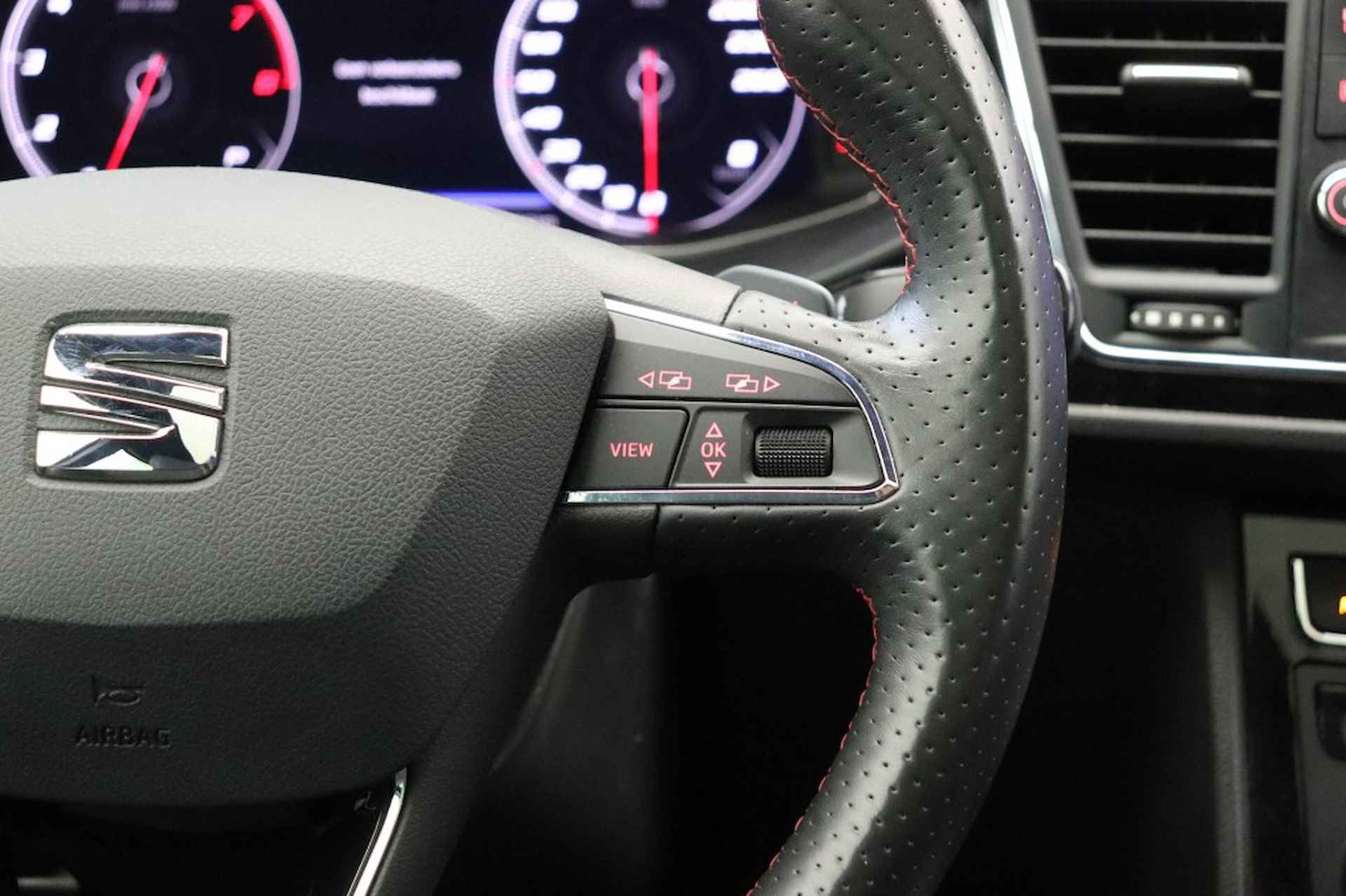 SEAT Leon 1.5 TSI FR Business Intense Automaat - Digital Cockpit, half lee - 16/29