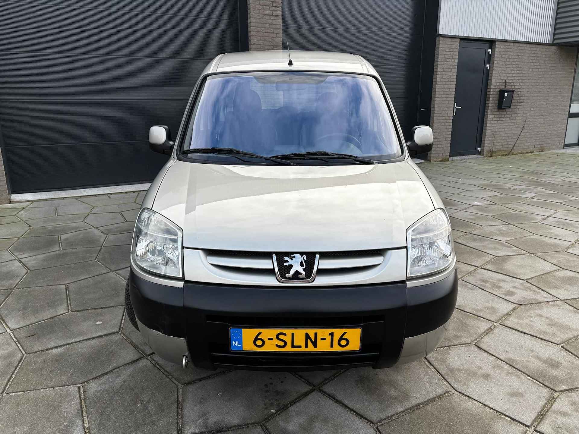 Peugeot Partner MPV 1.4 XR - 3/17