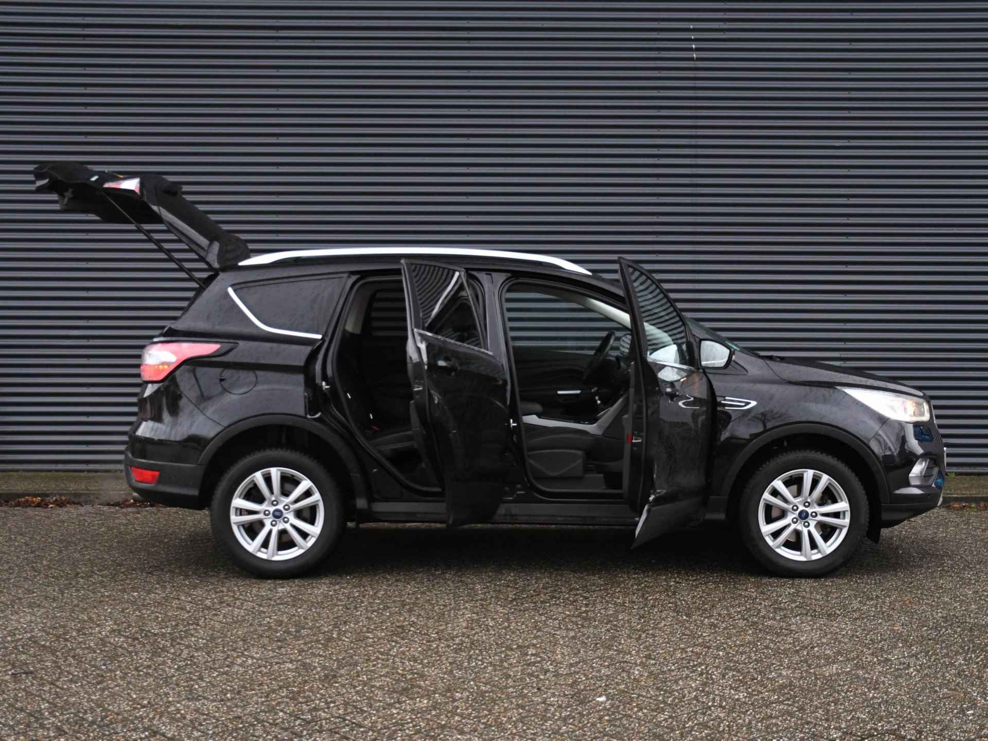 Ford Kuga Titanium 1.5 EcoBoost 150pk NAVI | AUT. INPARKEREN | CRUISE | STOELVERWARMING | 17''LM | QUICK CLEAR - 28/29