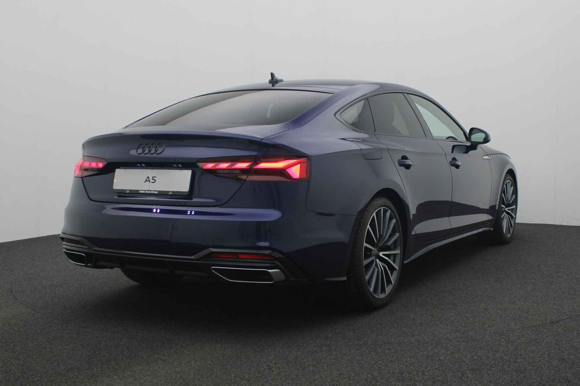 Audi A5 Sportback 35 TFSI 150PK S-tronic S edition Competition | Assistentiepakket parking | Assistentiepakket rijden | Optiekpakket zwart plus | - 5/46