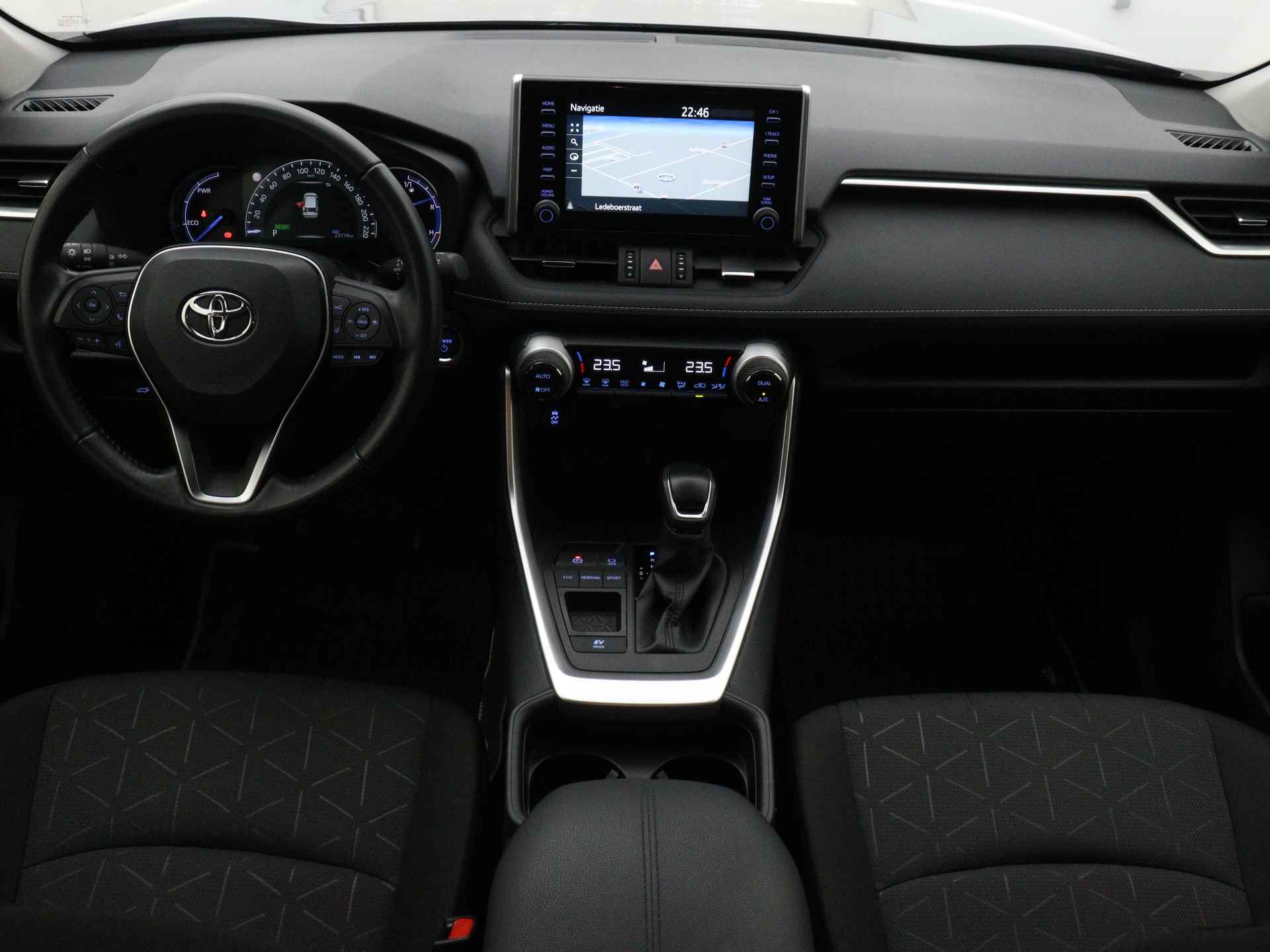 Toyota RAV4 Dynamic Limited | Navigatie | Camera | Elektrische achterklep | Climate Control | Parkeersensoren achter | Cruise Control Adaptief | - 6/44