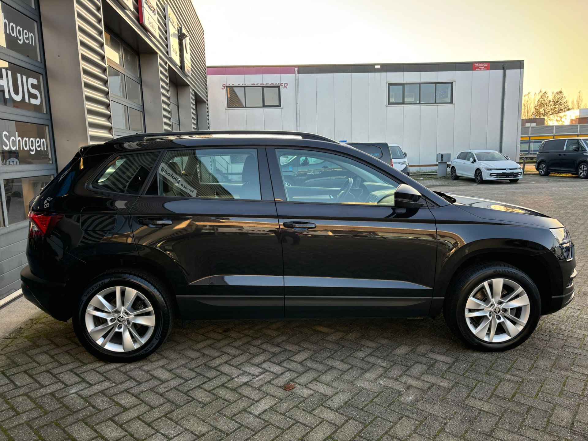 Škoda Karoq 1.5 TSI 150 pk ACT Style 7-DSG | Navi by app | Stoelverwarming | Cruise control | - 6/32