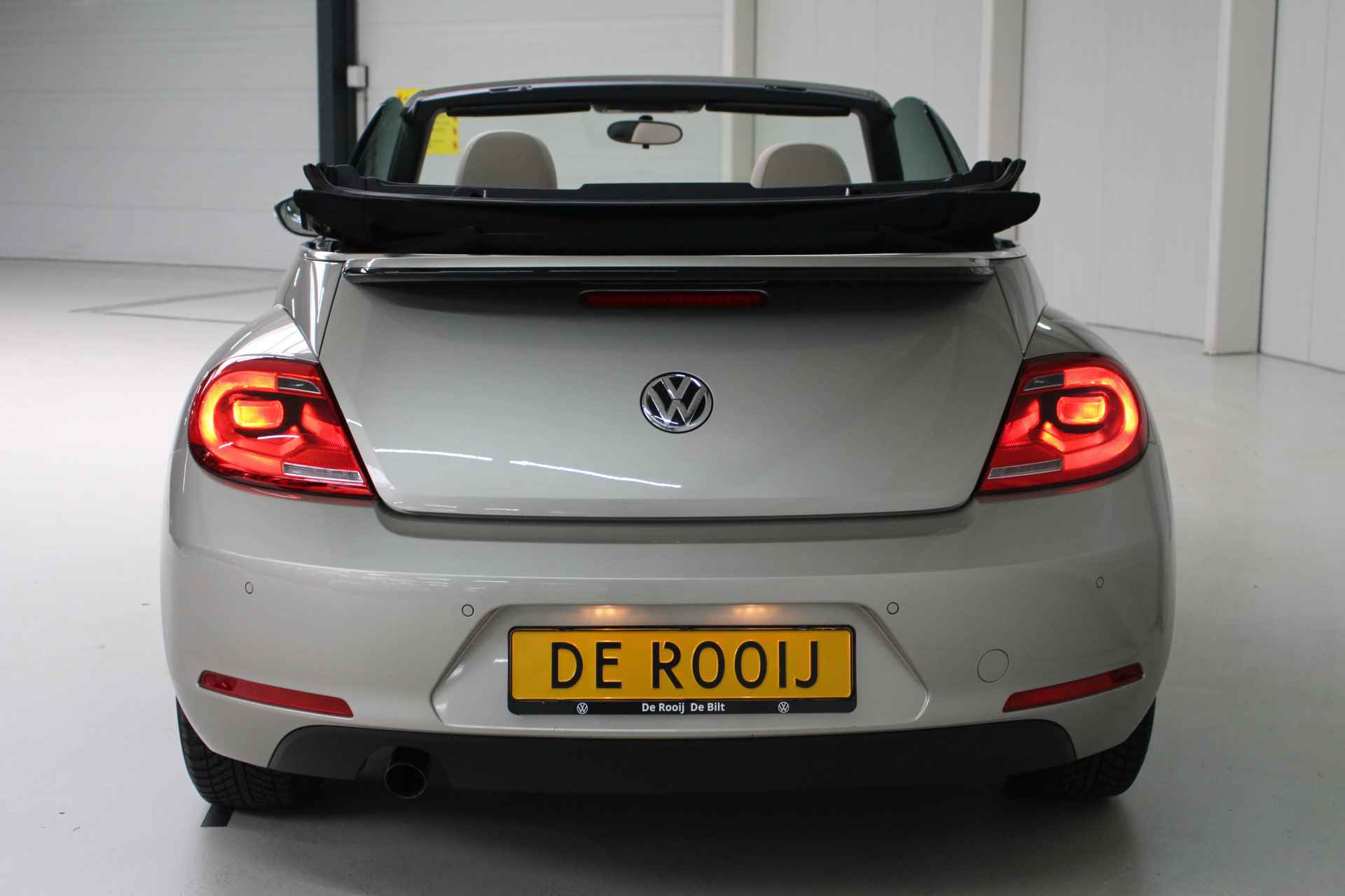 Volkswagen Beetle Cabriolet 1.2 TSI DSG BlueMotion Navigatie | Stoelverwarming | Cruise Control | - 4/25