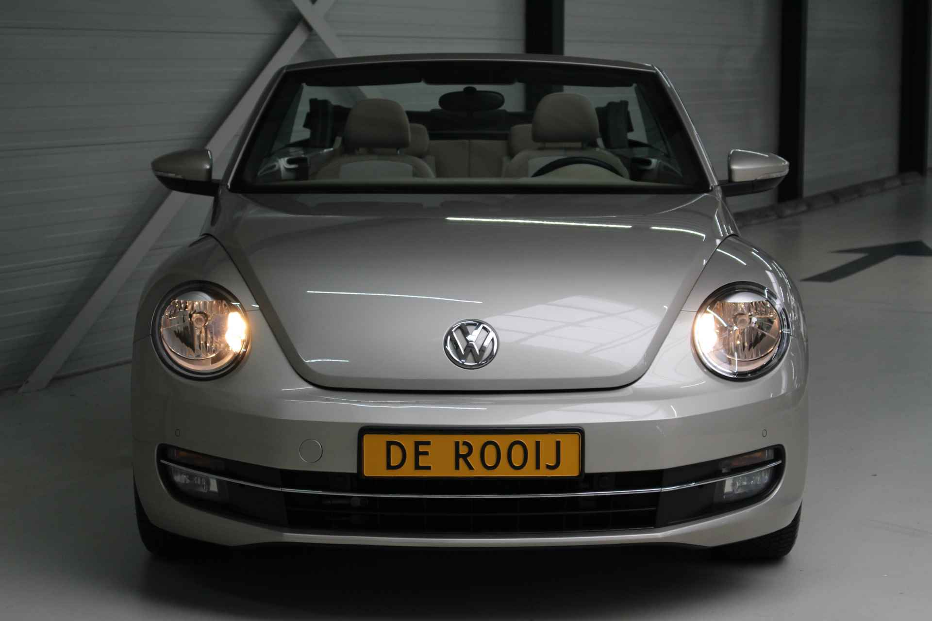 Volkswagen Beetle Cabriolet 1.2 TSI DSG BlueMotion Navigatie | Stoelverwarming | Cruise Control | - 7/25