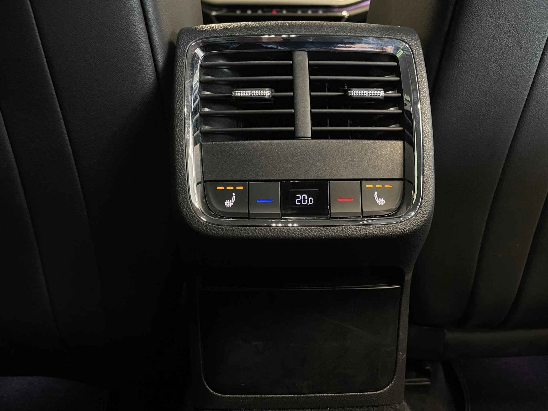 Škoda Octavia Combi 1.4 TSI iV Camera/Memorystoel/HeadUpDisplay - 12/49
