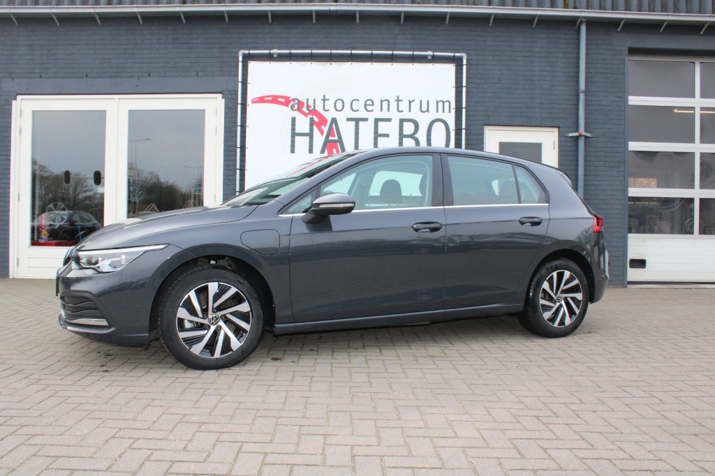 VOLKSWAGEN Golf 1.4 E-HYBRID 204pk  STYLE Navi Apple Car Camera Topstaat!