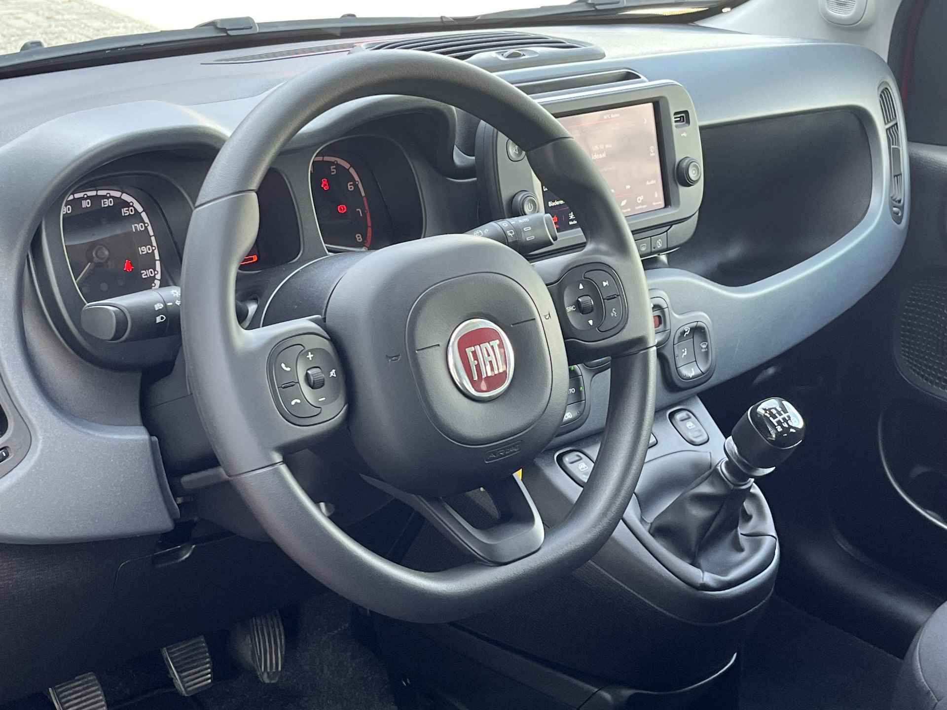 Fiat Panda 1.0 Hybrid Cross / Navigatie D.M.V. Apple carplay & Android auto / Climate control / Parkeersensoren achter / Elektrische ramen voor / - 29/47