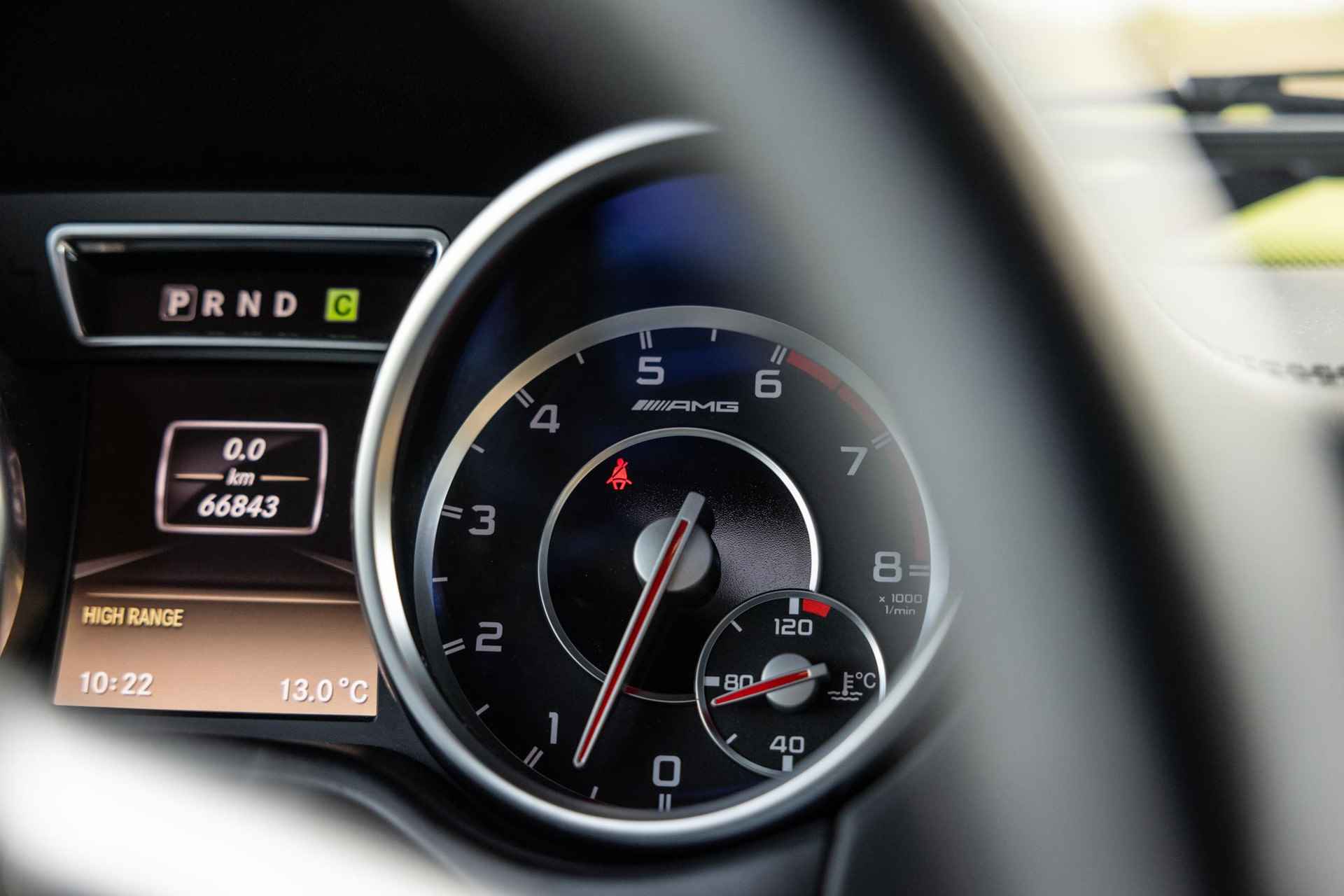 Mercedes-Benz G-klasse AMG 65 | V12 | UNIEK! | Designo | Adaptieve cruise control | Panoramadak | Stoelverwarming en verkoeling | Nieuwprijs €407.000,- | - 40/74