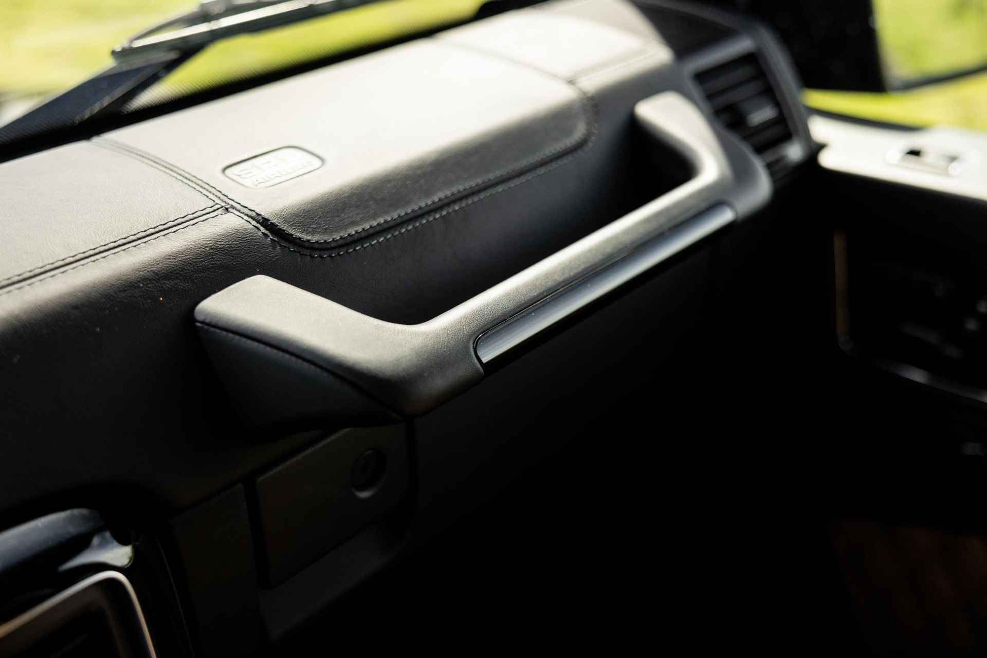 Mercedes-Benz G-klasse AMG 65 | V12 | UNIEK! | Designo | Adaptieve cruise control | Panoramadak | Stoelverwarming en verkoeling | Nieuwprijs €407.000,- | - 67/74