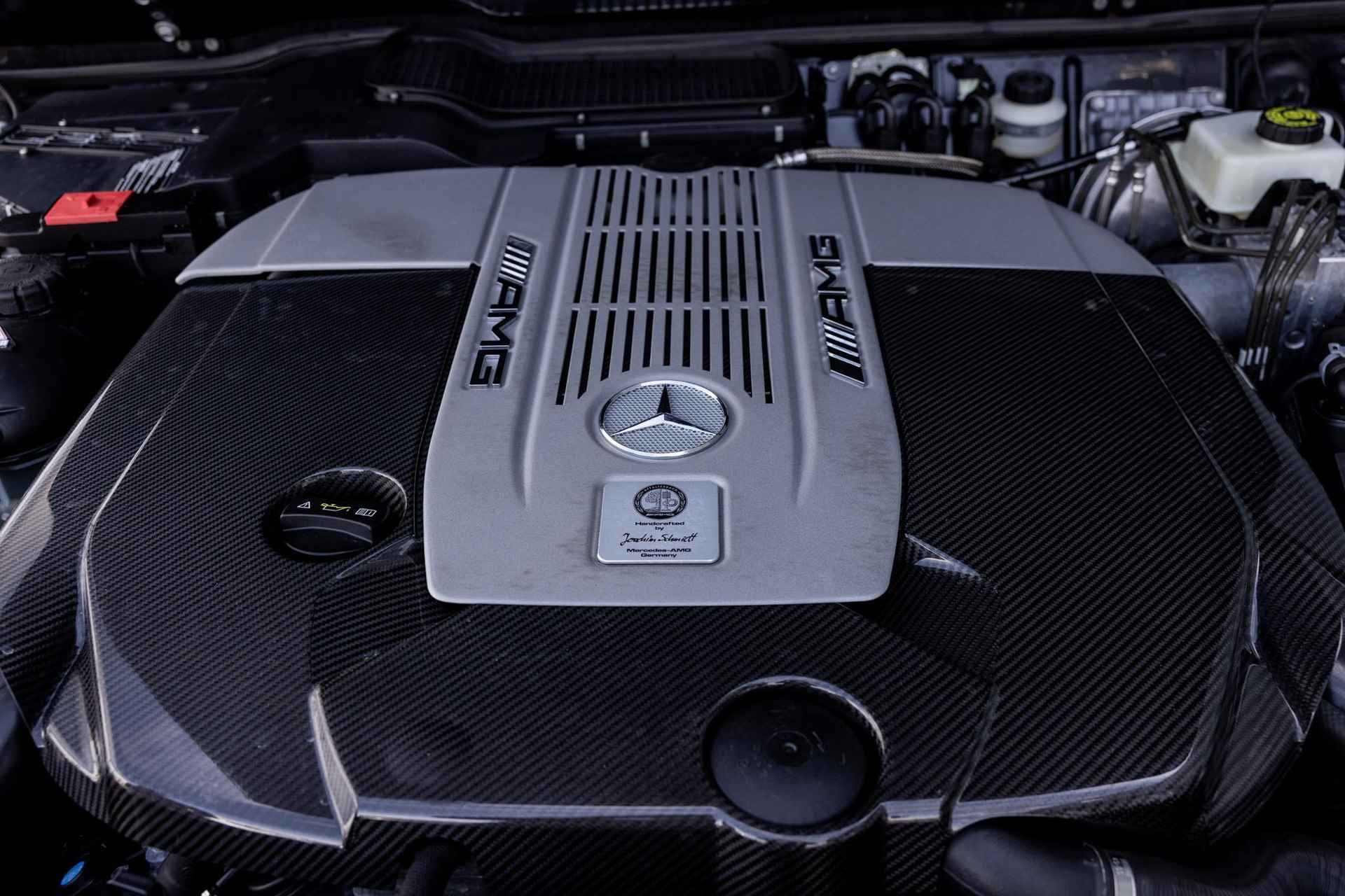 Mercedes-Benz G-klasse AMG 65 | V12 | UNIEK! | Designo | Adaptieve cruise control | Panoramadak | Stoelverwarming en verkoeling | Nieuwprijs €407.000,- | - 72/74