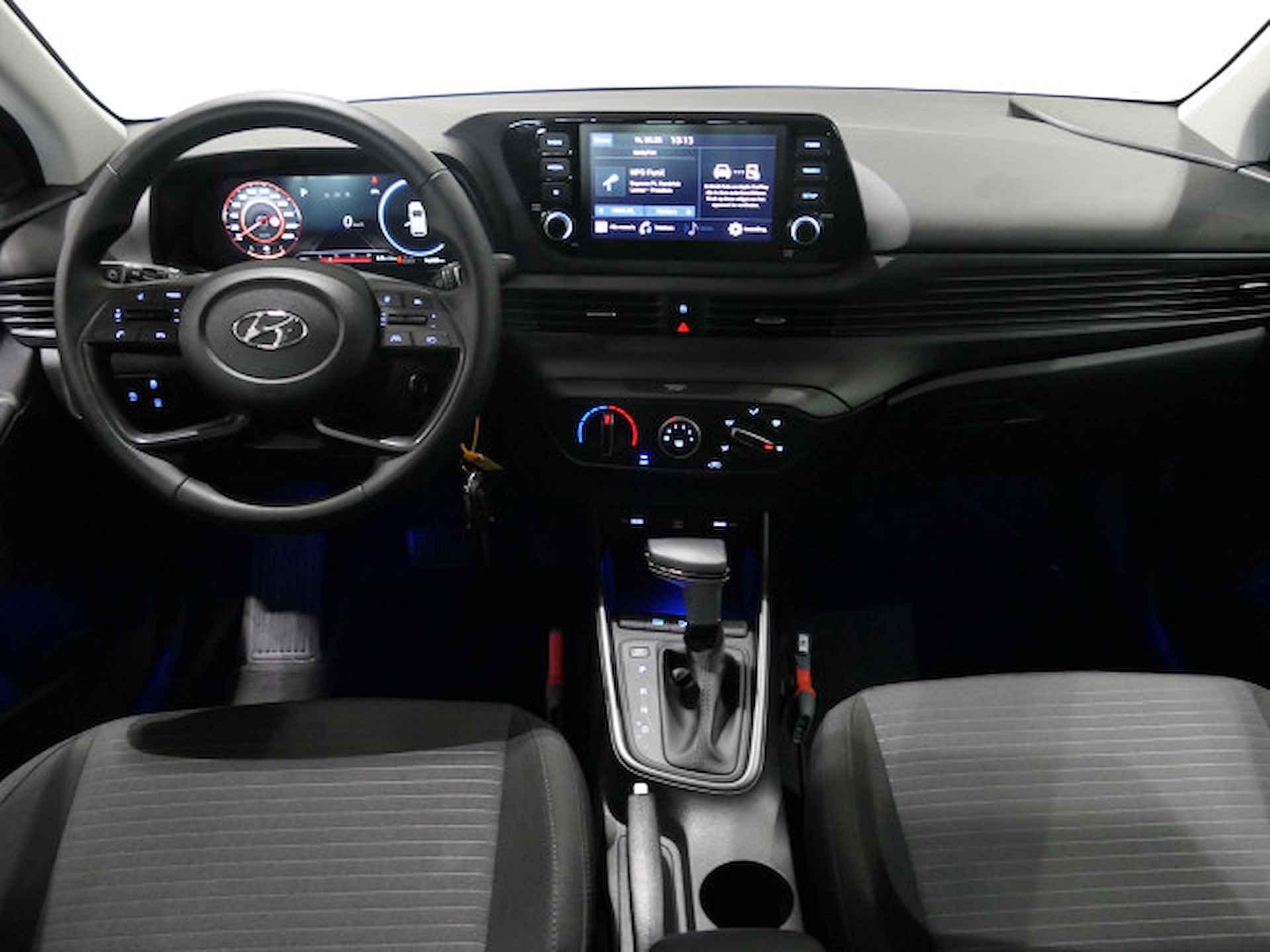 Hyundai i20 1.0 T-GDI Comfort DCT7 AUTOMAAT | APPLE / ANDROID NAVIGATIE | PARKEERCAMERA | LEUKE AUTO! - 11/29