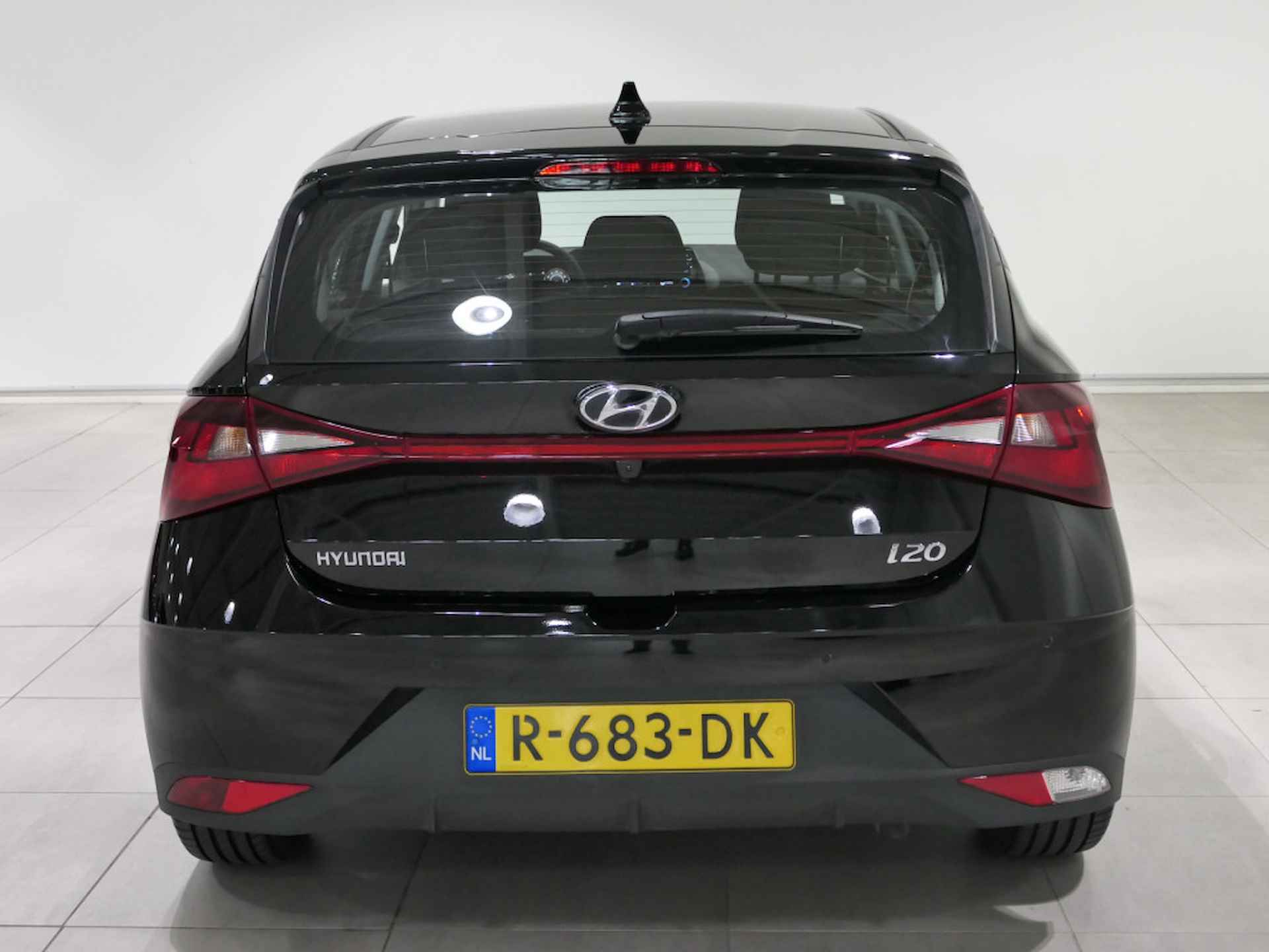 Hyundai i20 1.0 T-GDI Comfort DCT7 AUTOMAAT | APPLE / ANDROID NAVIGATIE | PARKEERCAMERA | LEUKE AUTO! - 15/29