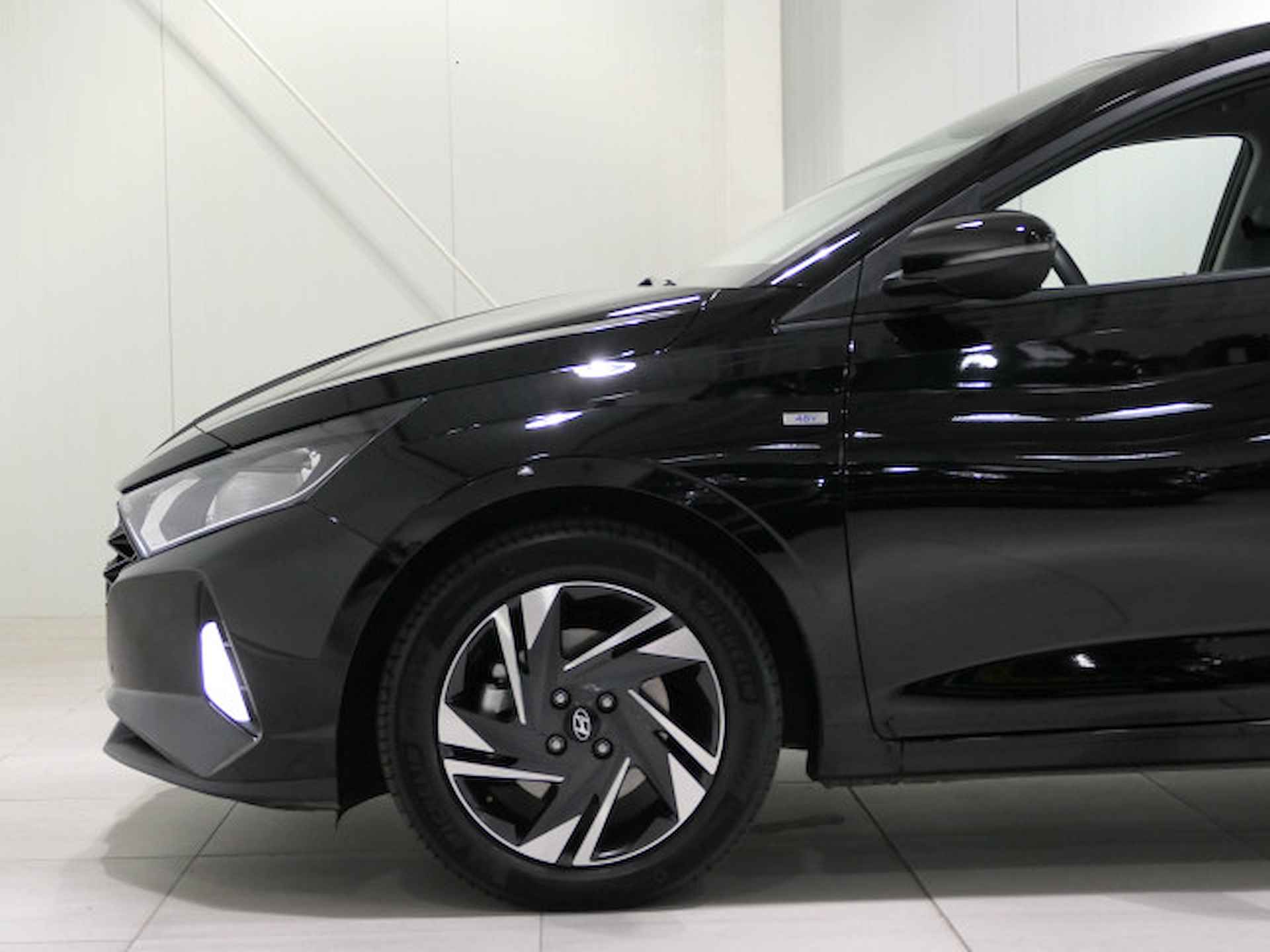 Hyundai i20 1.0 T-GDI Comfort DCT7 AUTOMAAT | APPLE / ANDROID NAVIGATIE | PARKEERCAMERA | LEUKE AUTO! - 17/29